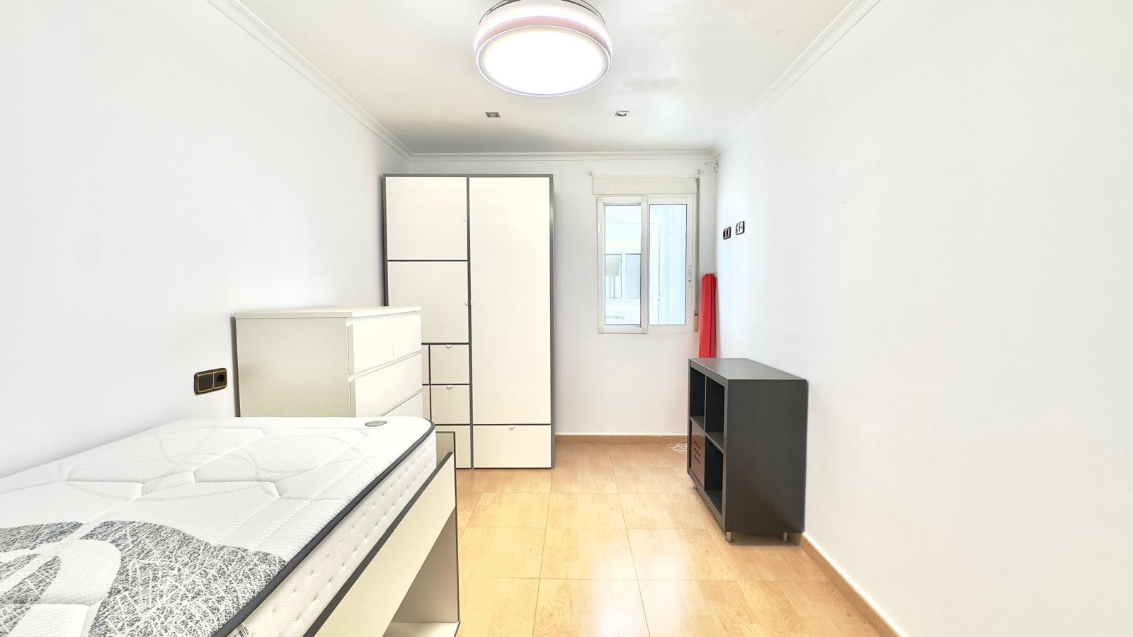 Terrace in apartment for sale in Torrevieja
