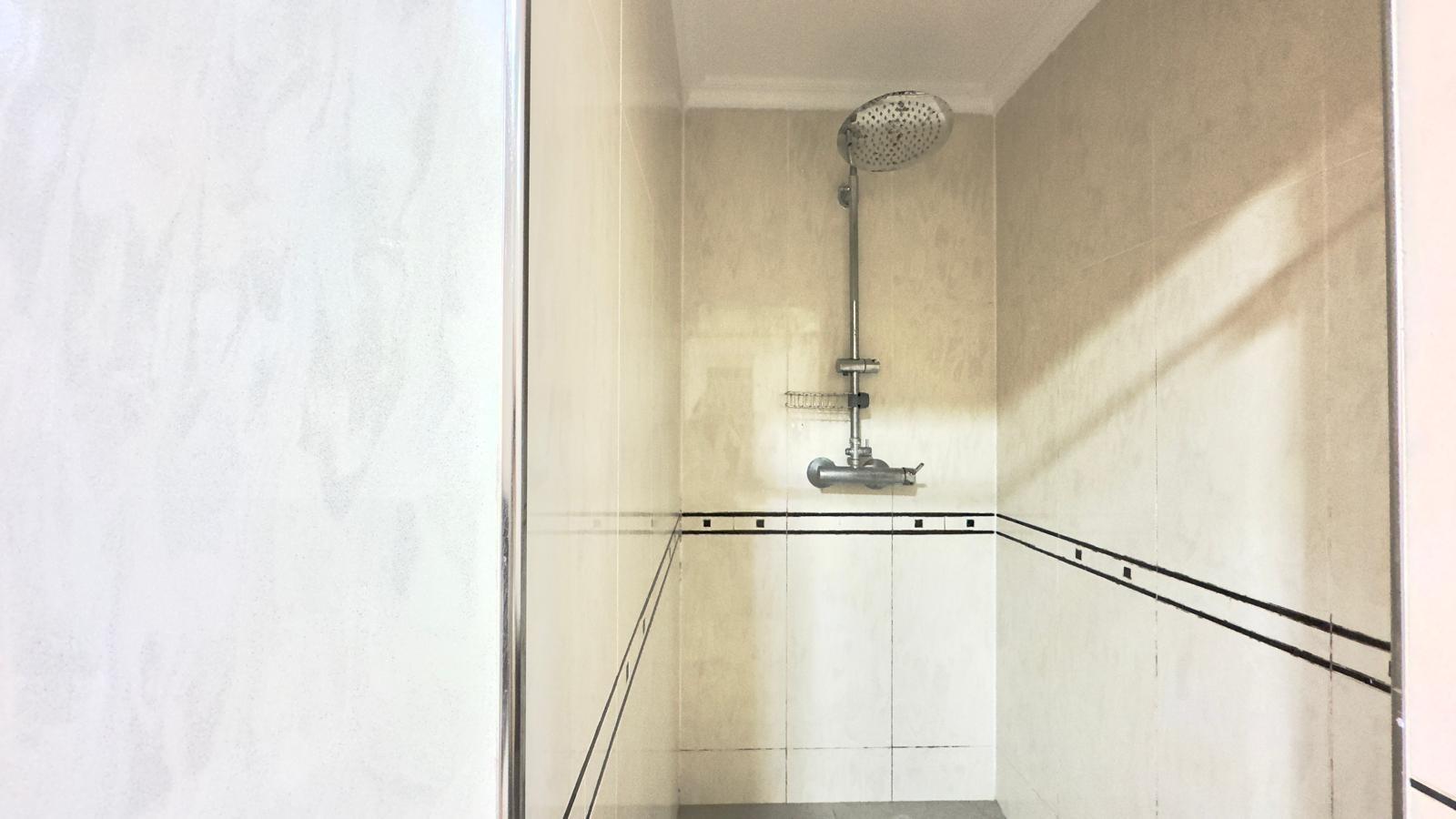 Bedroom in apartment for sale in Torrevieja