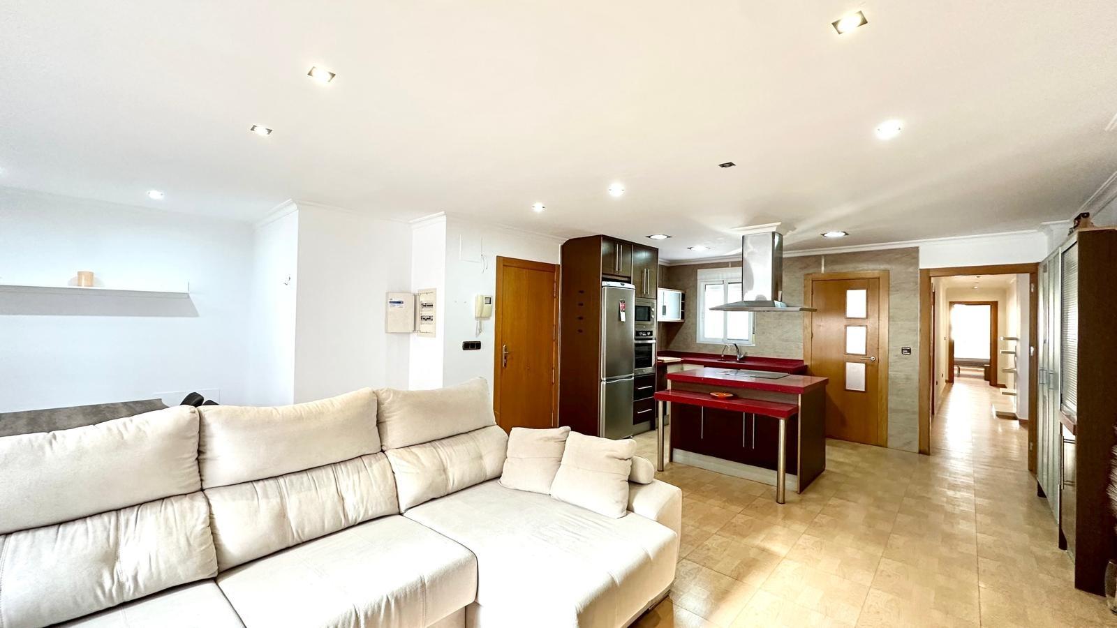 Bedroom in apartment for sale in Torrevieja