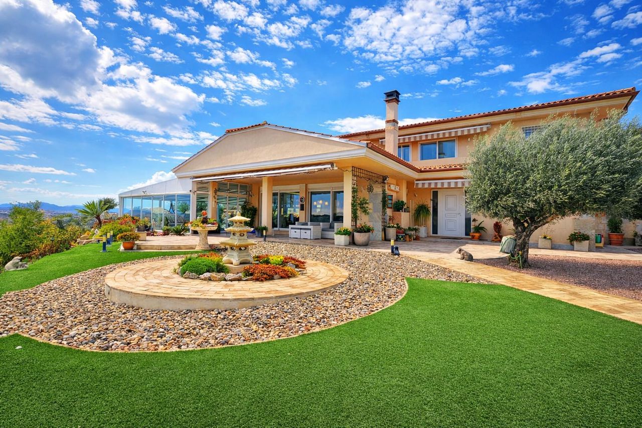 Once in a lifetime opportunity to purchase an incredible villa on a huge 11,000m2 plot with breath-t