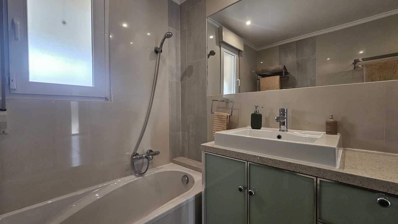 Pool area in villa for sale in Torremendo
