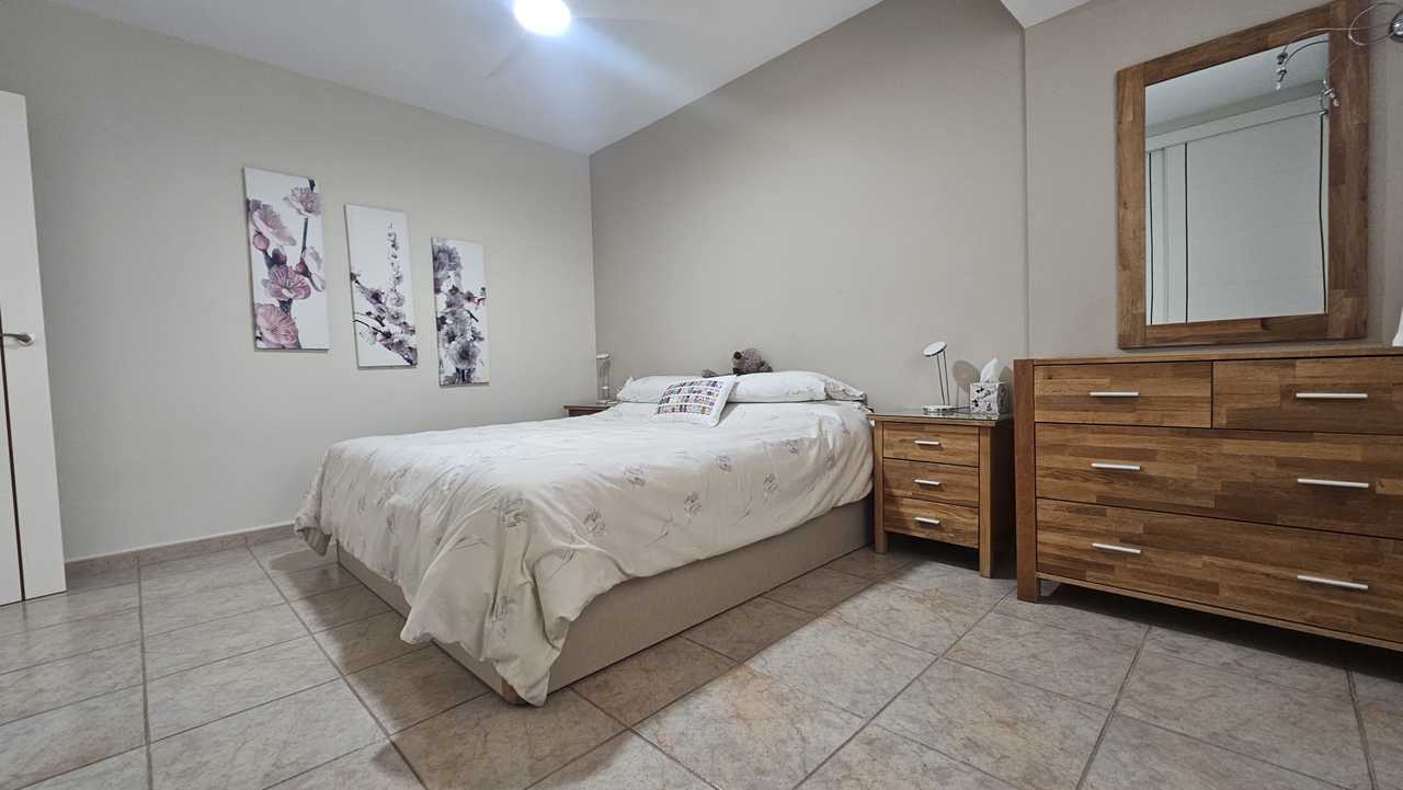 Bedroom in villa for sale in Torremendo