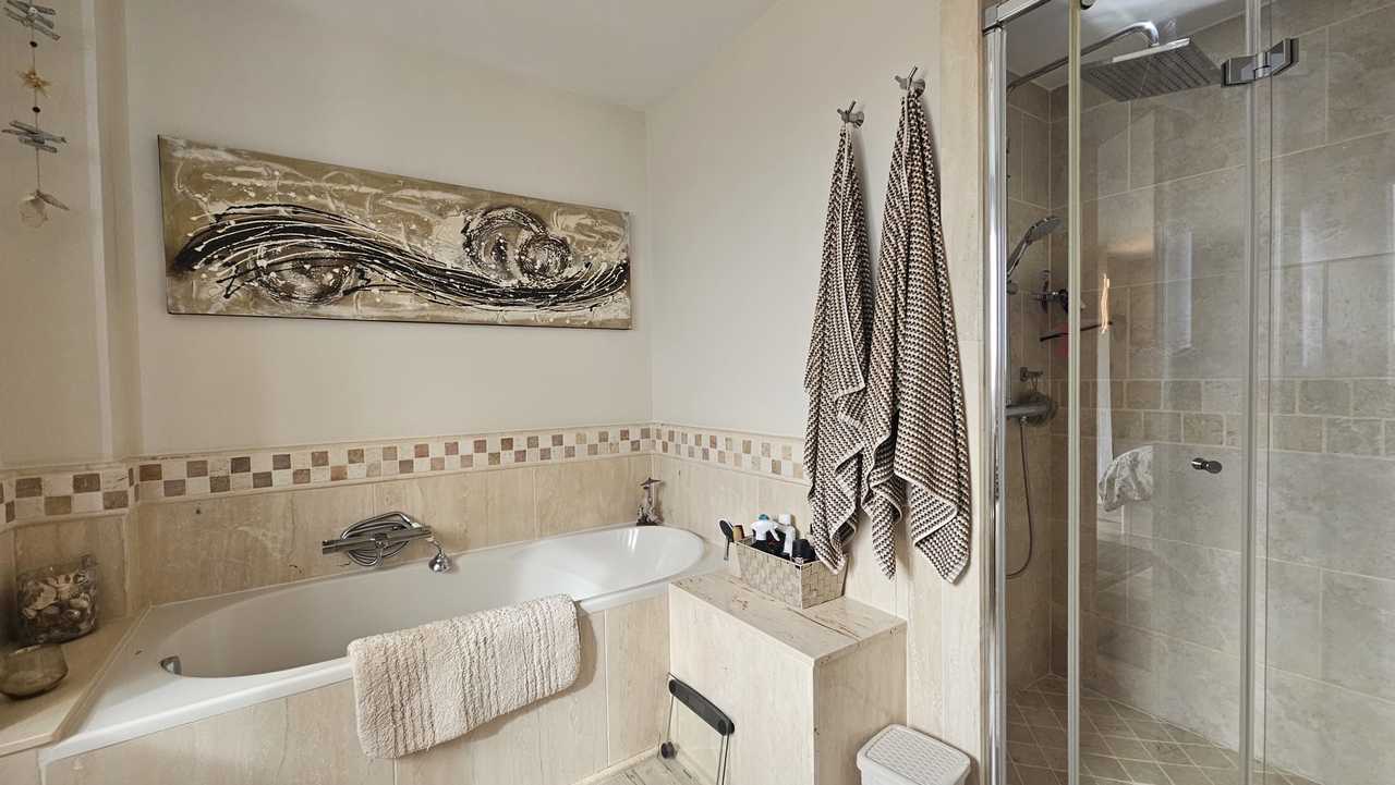 Master bedroom in villa for sale in Torremendo