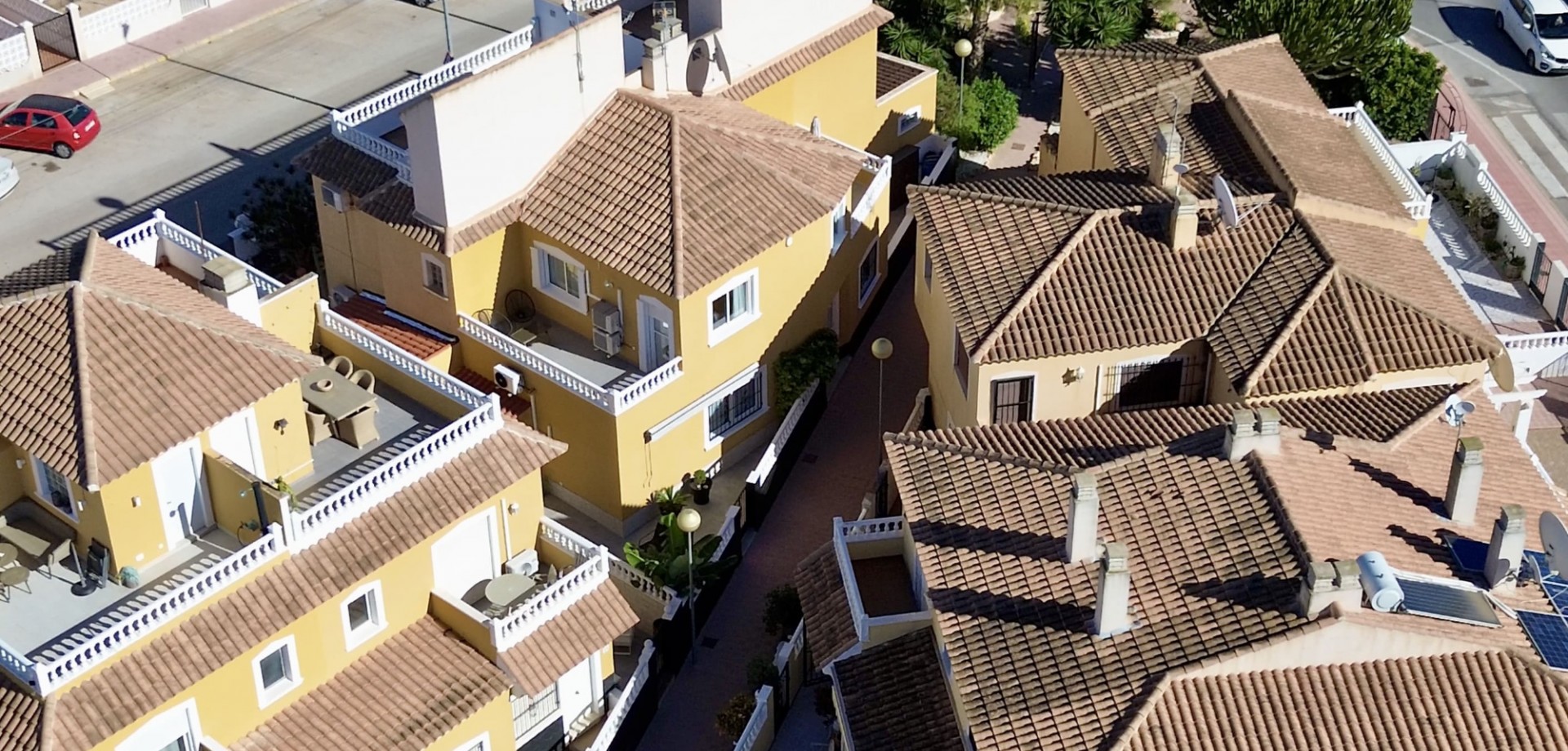 Dining area in terraced for sale in Orihuela Costa