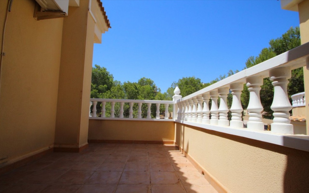 Kitchen in villa for sale in Villamartin