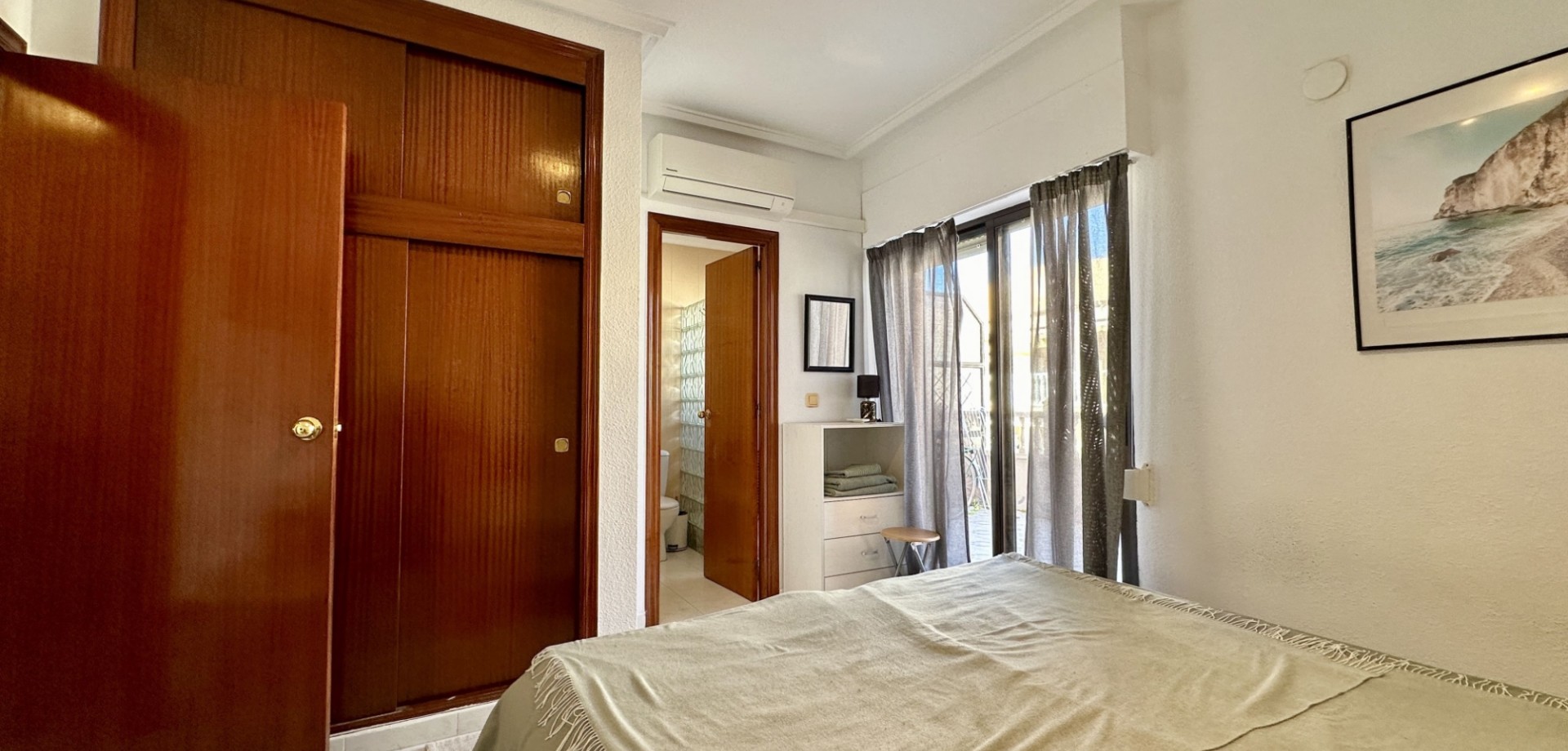 Living room in apartment for sale in Torrevieja