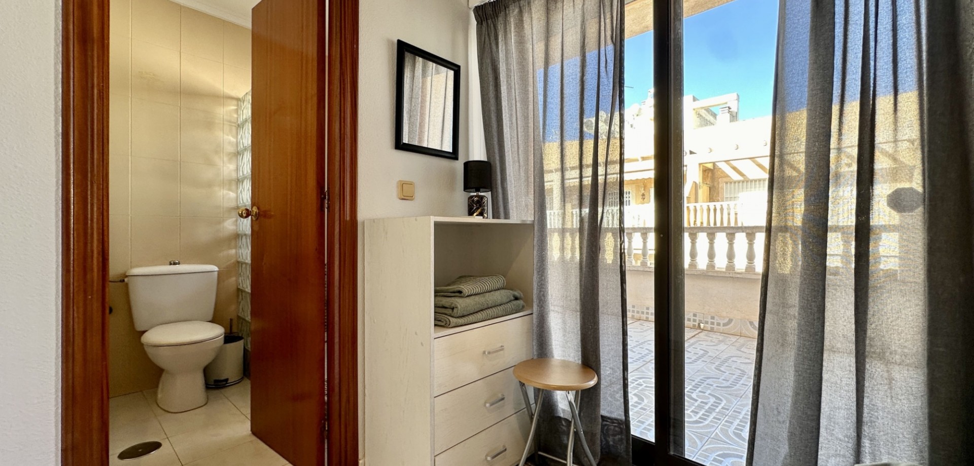 Kitchen in apartment for sale in Torrevieja