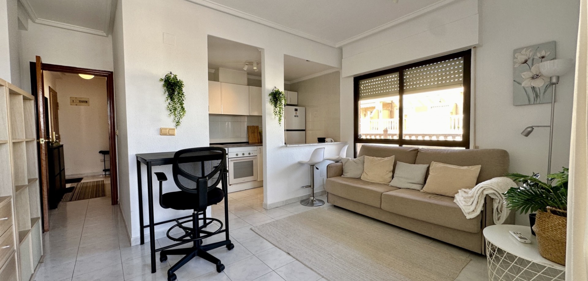 Dining area in apartment for sale in Torrevieja