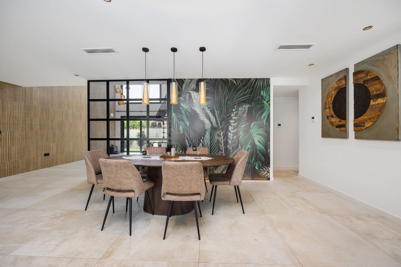 Pool area in villa for sale in Torrevieja