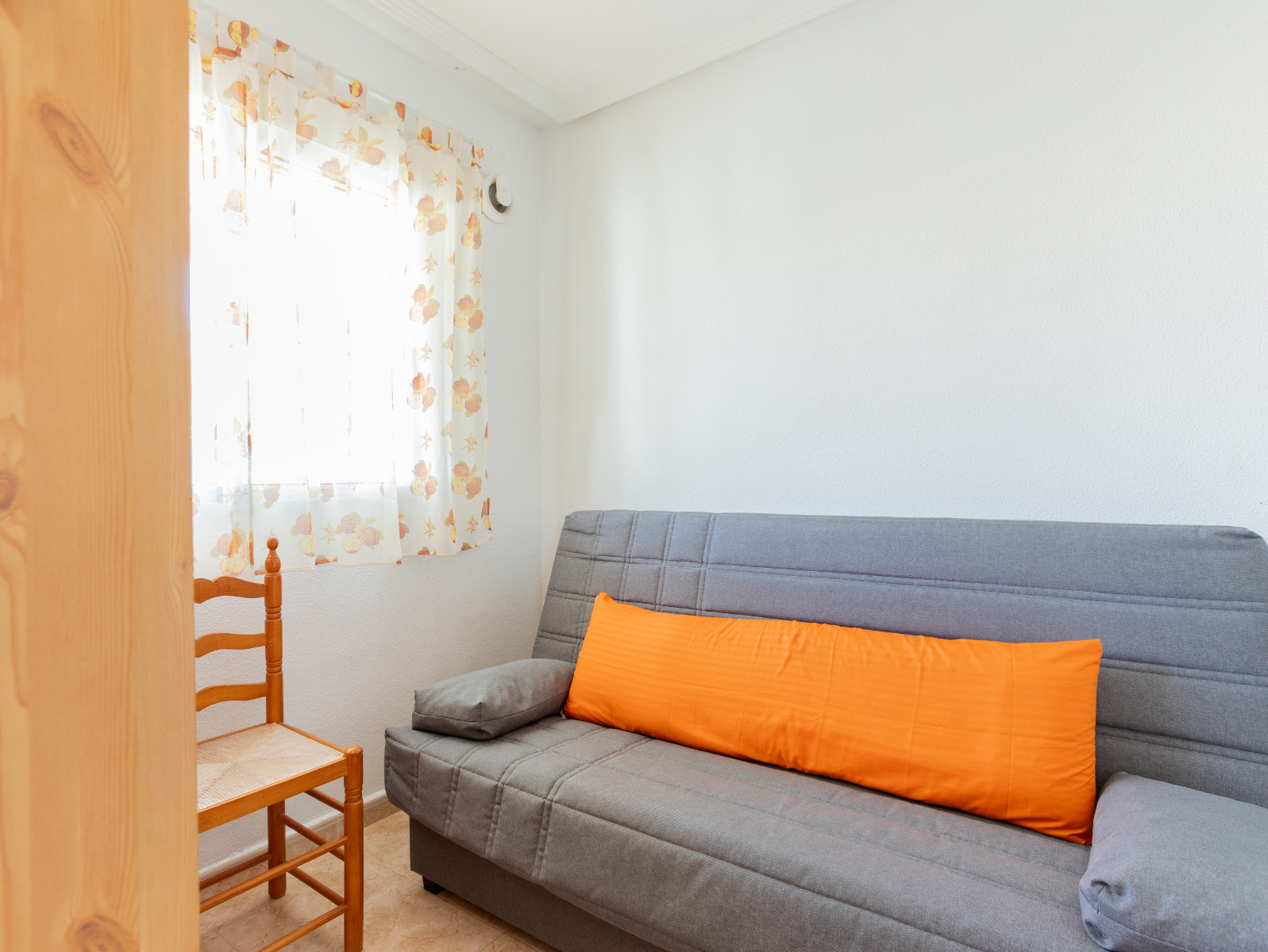 Living room in apartment for sale in Torrevieja