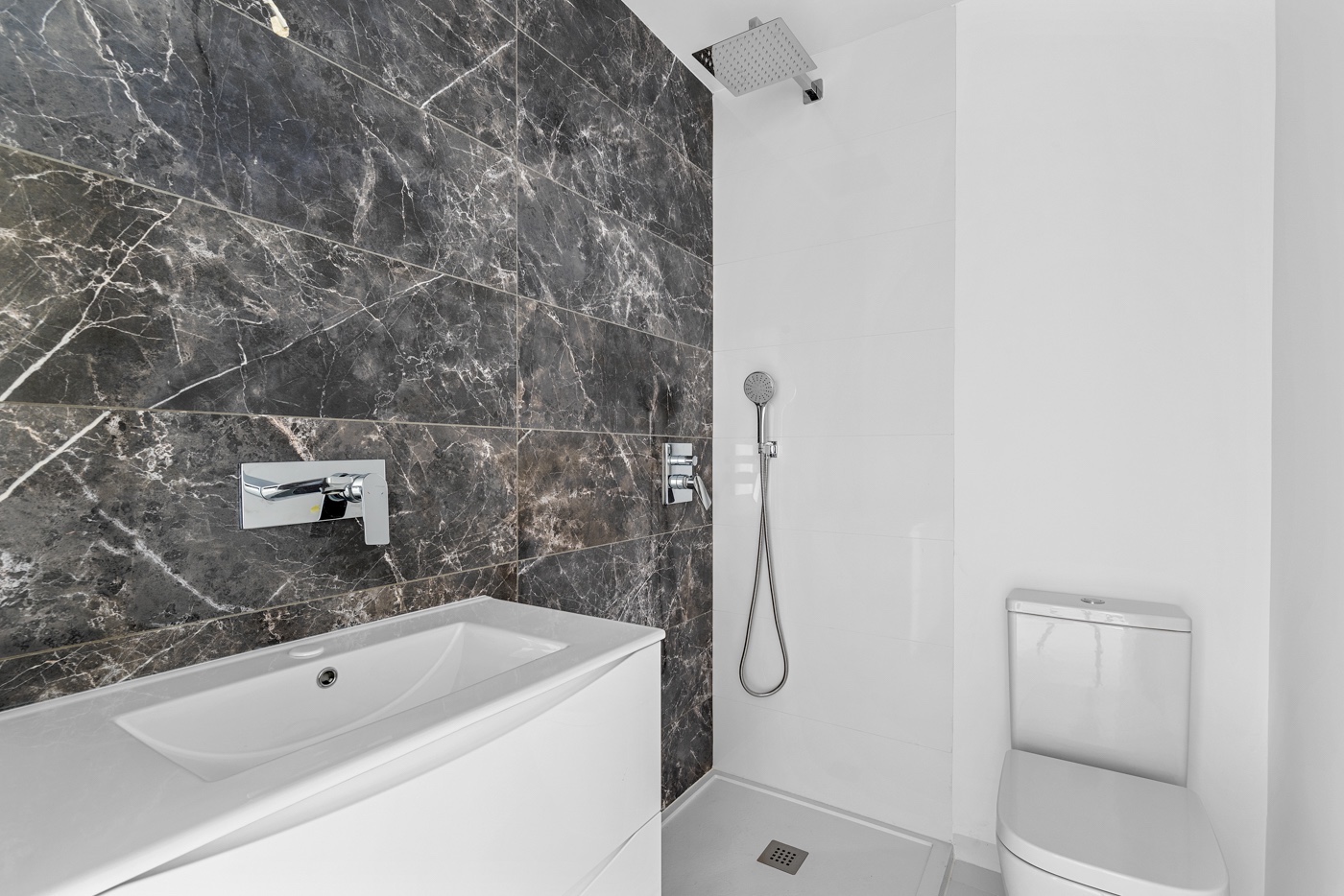 Master bedroom in apartment for sale in San Miguel de Salinas