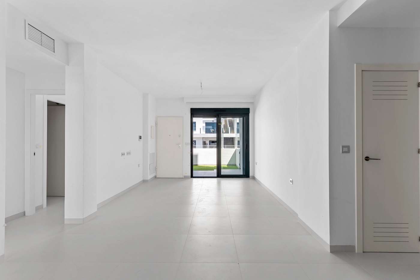 Bedroom in apartment for sale in San Miguel de Salinas