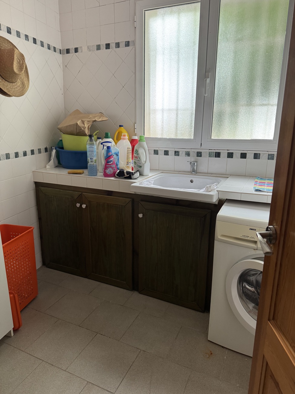 Pool area in villa for sale in Tarbena