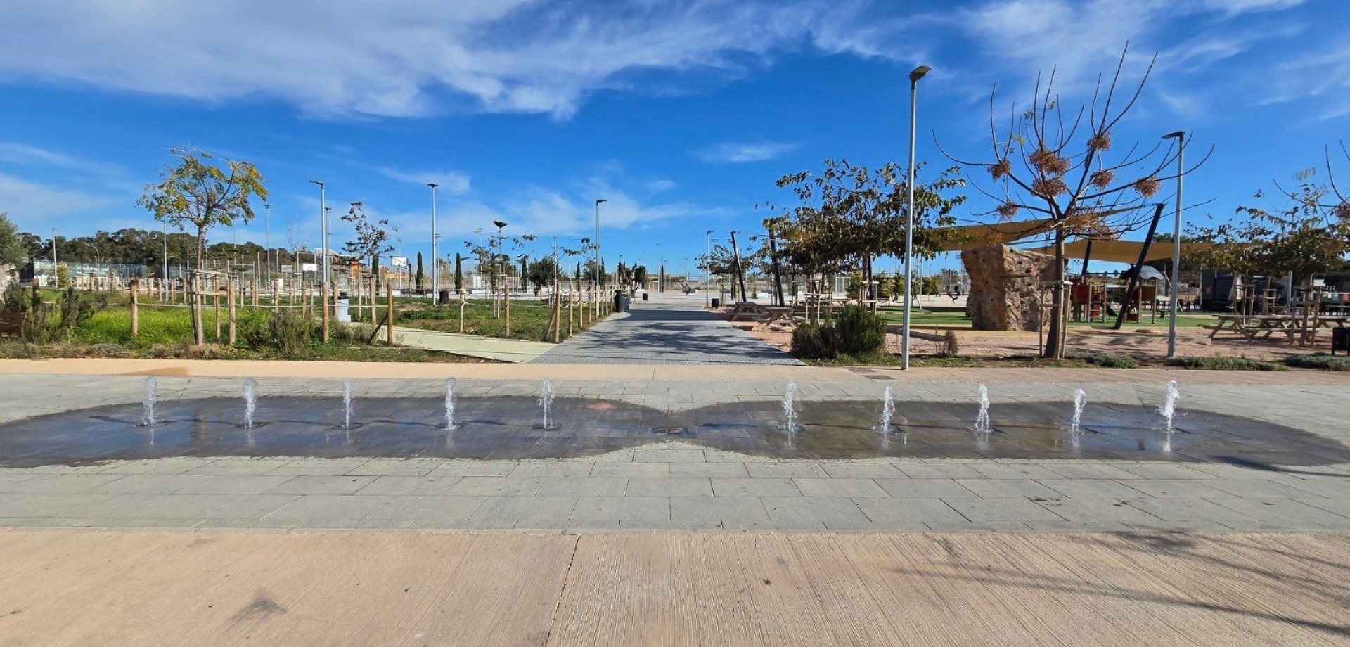 Dining area in villa for sale in Torrevieja