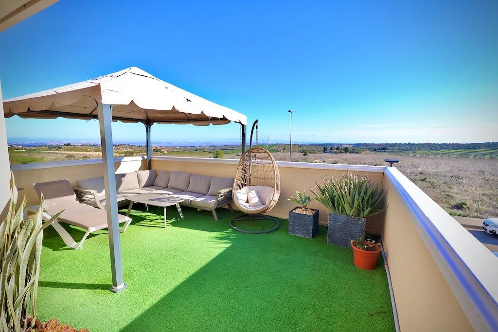 Bedroom in villa for sale in San Miguel de Salinas