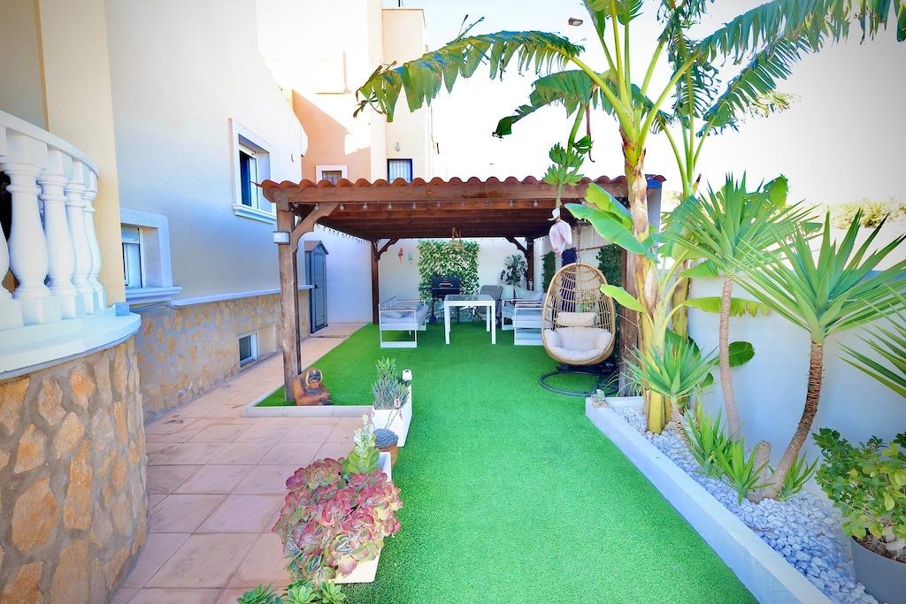 Living room in villa for sale in San Miguel de Salinas