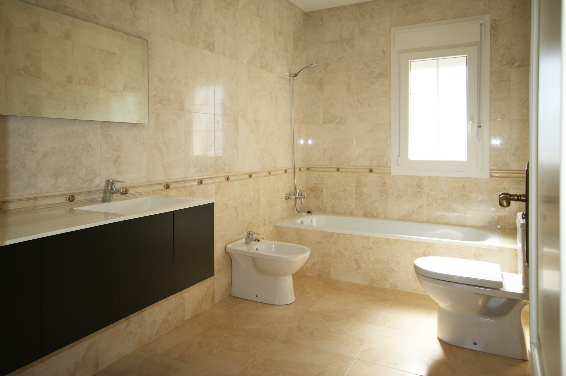 Master bedroom in villa for sale in Cabo Roig