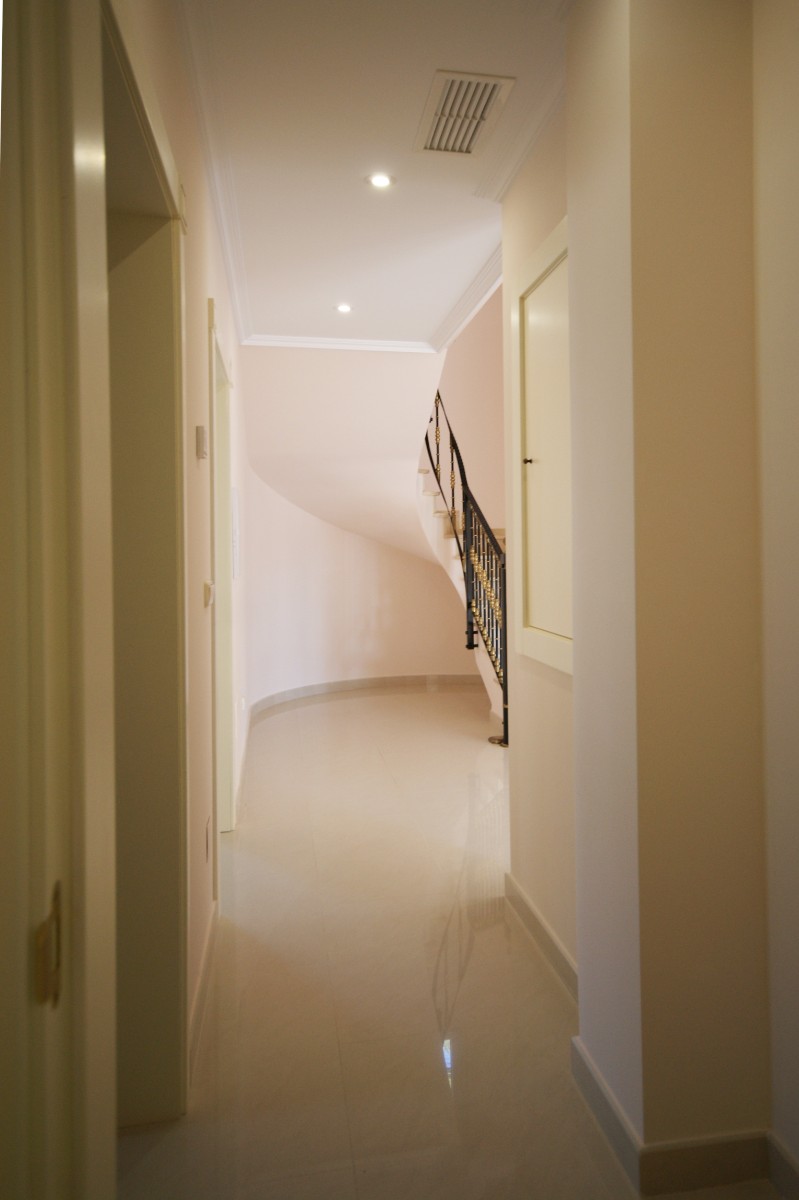 Bathroom in villa for sale in Cabo Roig
