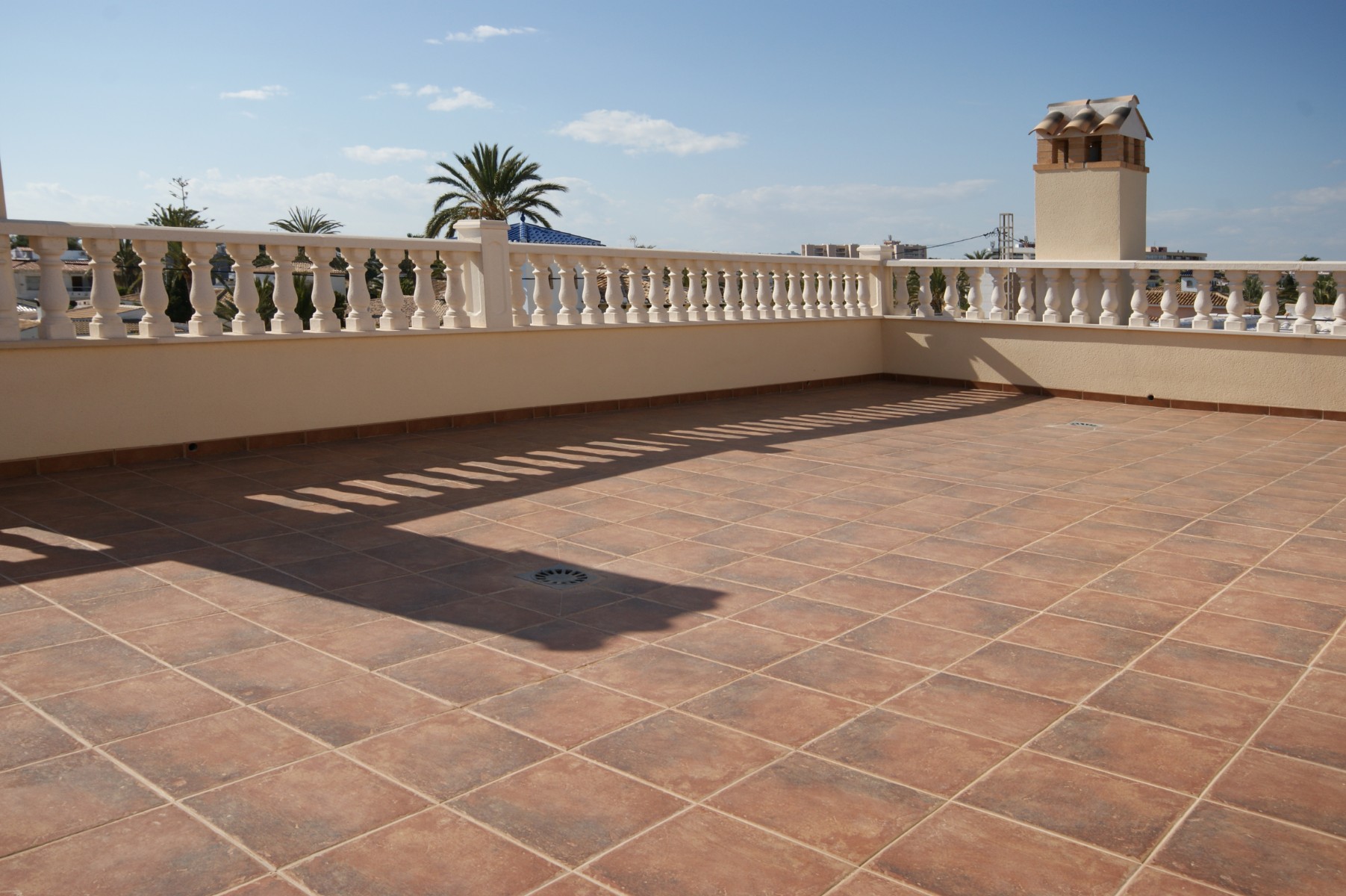 Dining area in villa for sale in Cabo Roig