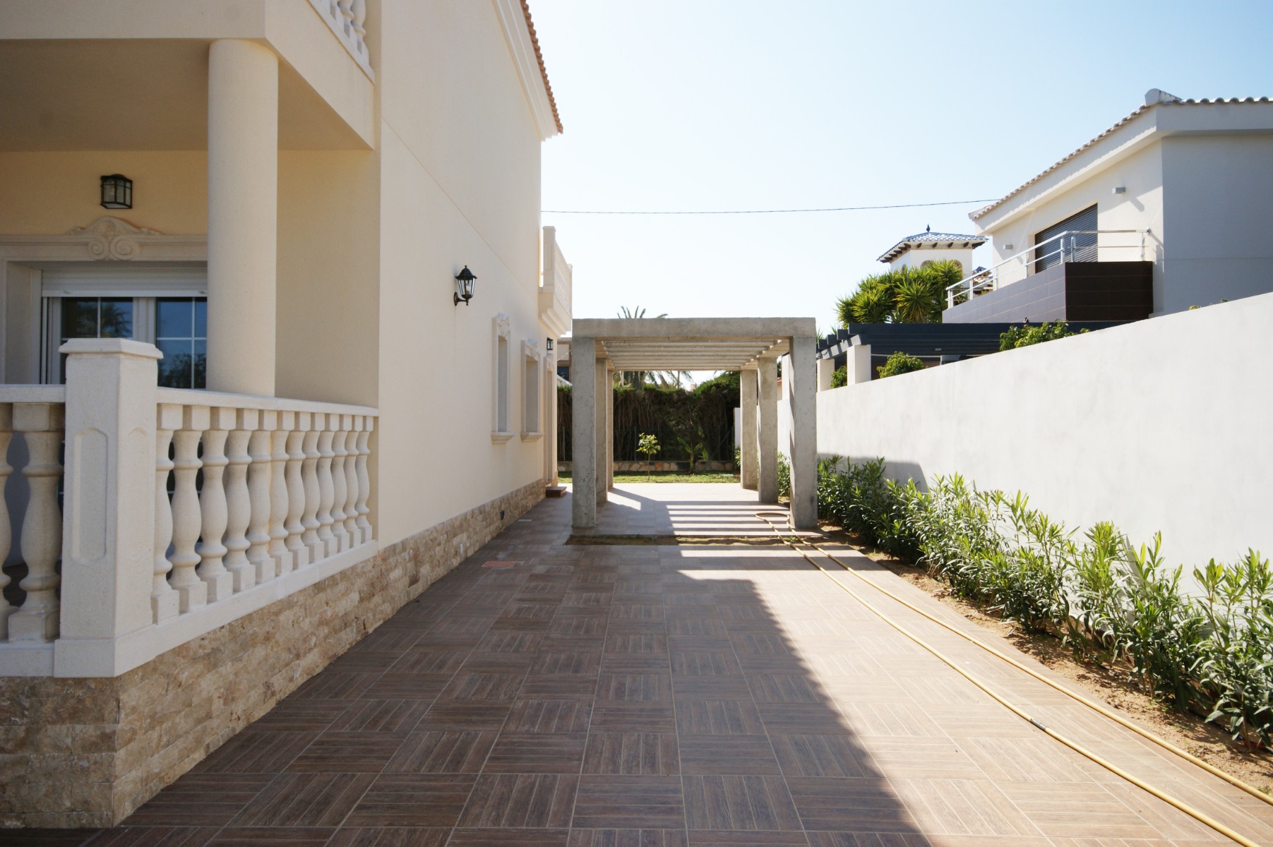 Master bedroom in villa for sale in Cabo Roig