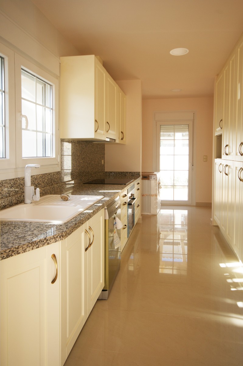 Bedroom in villa for sale in Cabo Roig