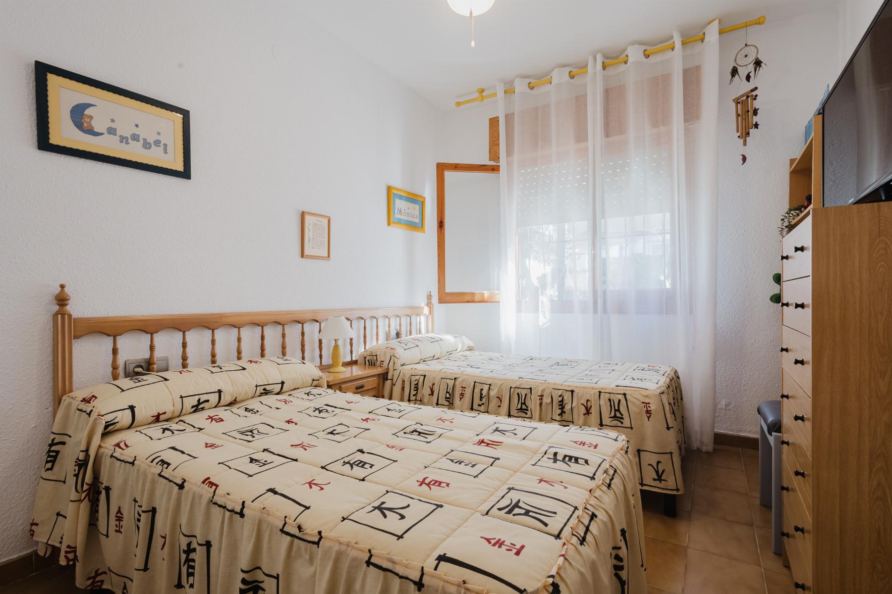 Dining area in bungalow for sale in Torrevieja
