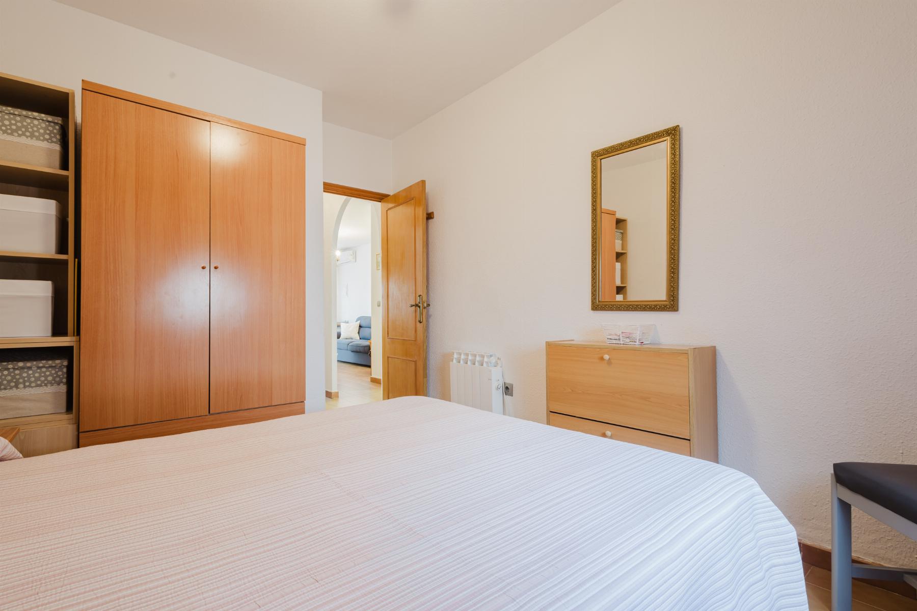 Master bedroom in bungalow for sale in Torrevieja