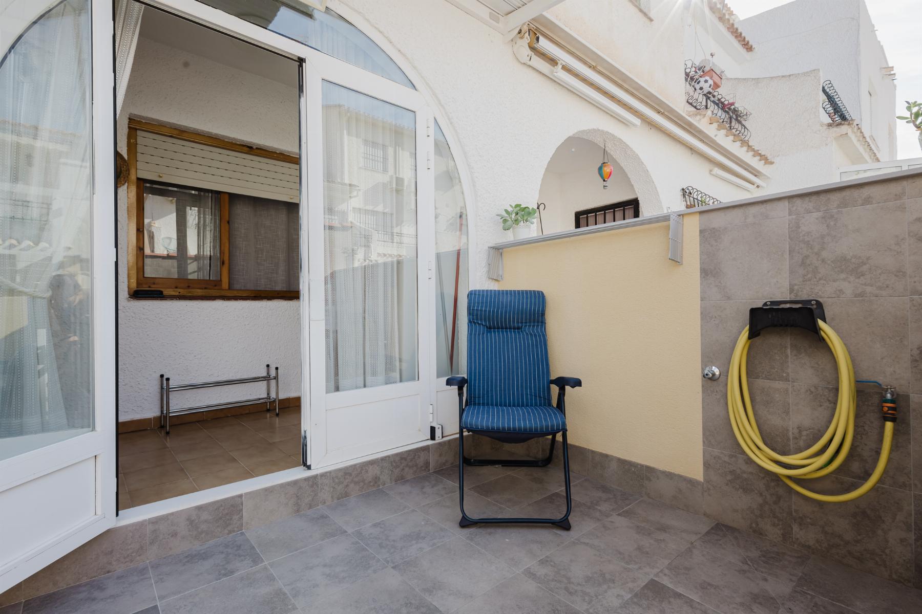 Terrace in bungalow for sale in Torrevieja