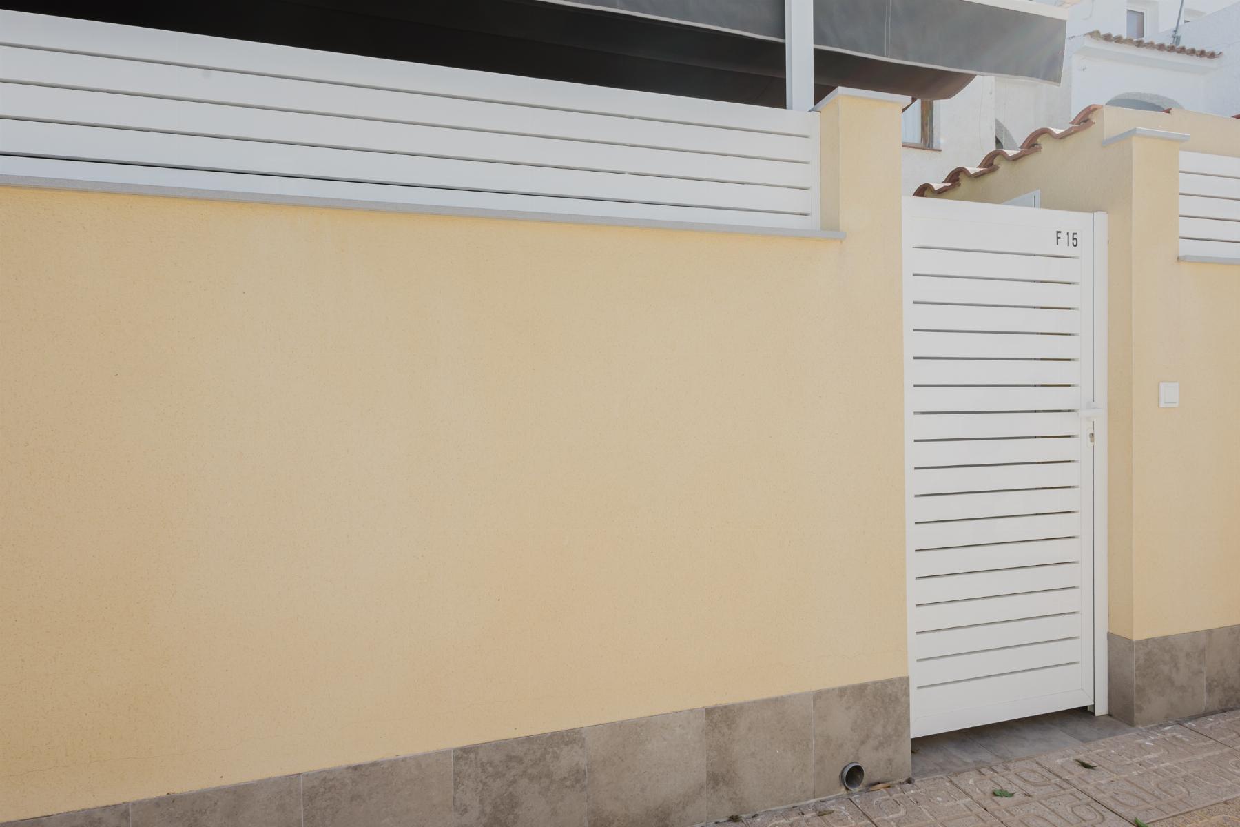 Pool area in bungalow for sale in Torrevieja