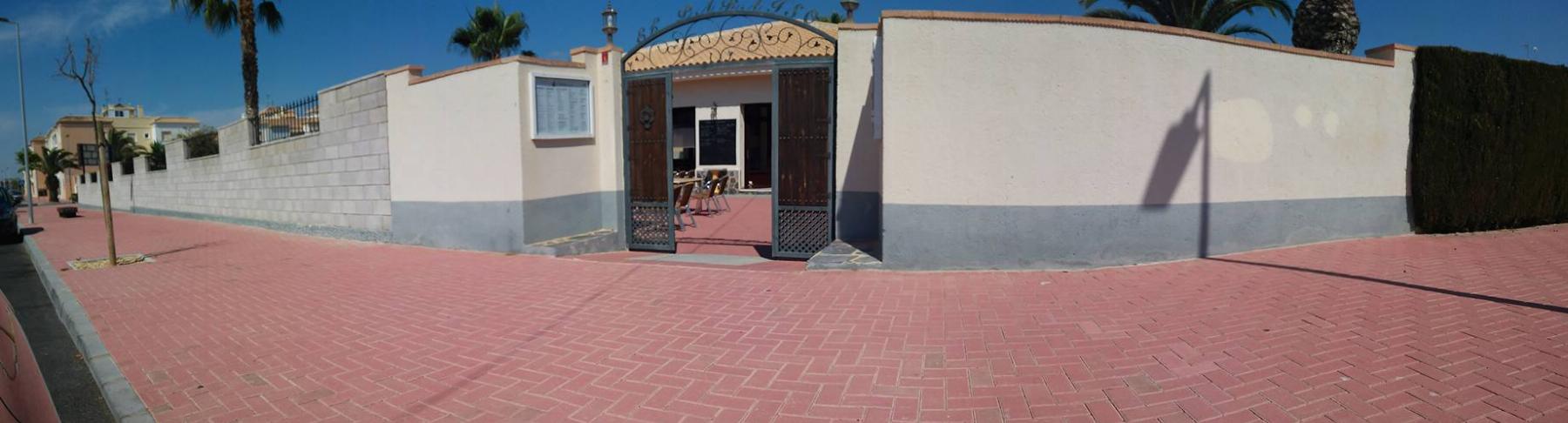 Bedroom in bungalow for sale in Torrevieja