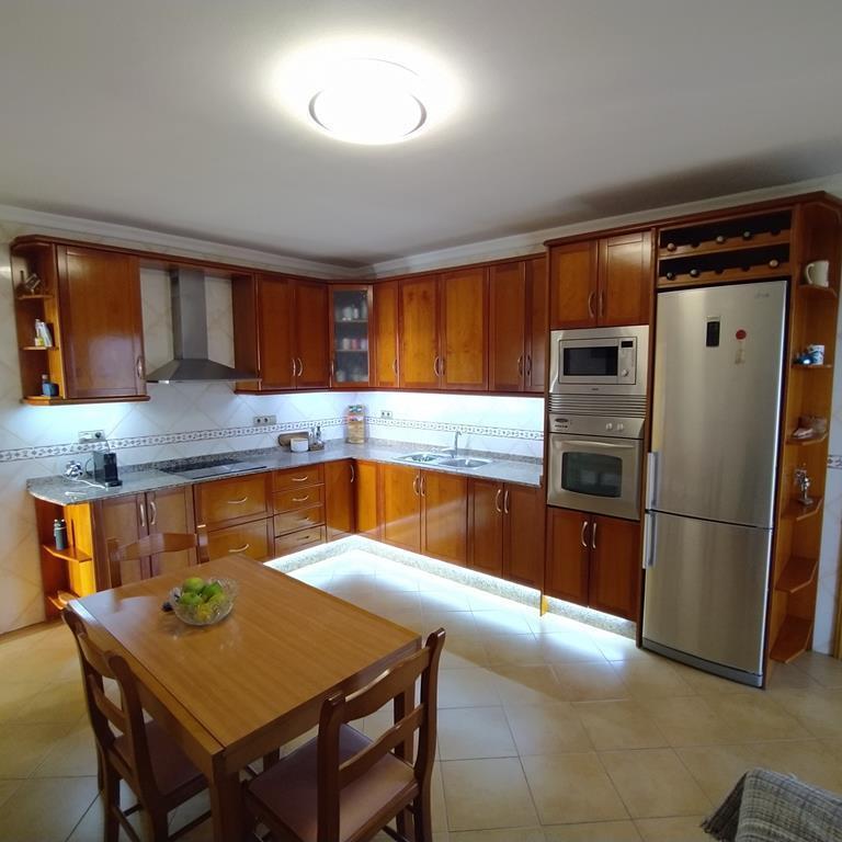 Master bedroom in villa for sale in Orihuela