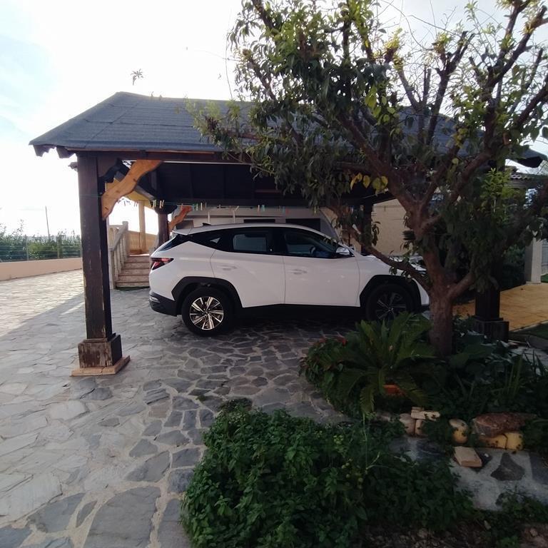 Master bedroom in villa for sale in Orihuela