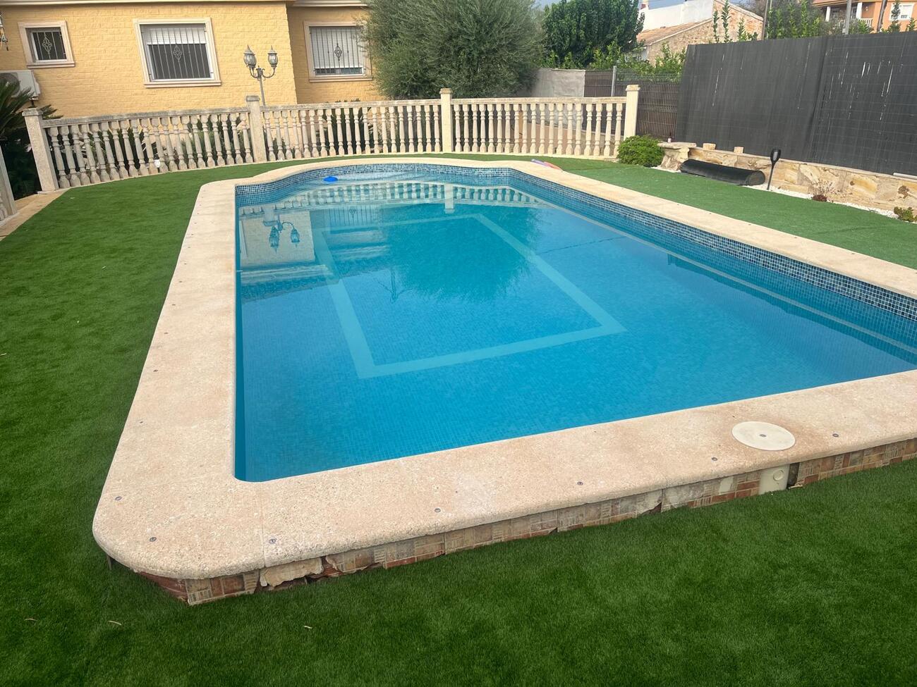 Terrace in villa for sale in Orihuela