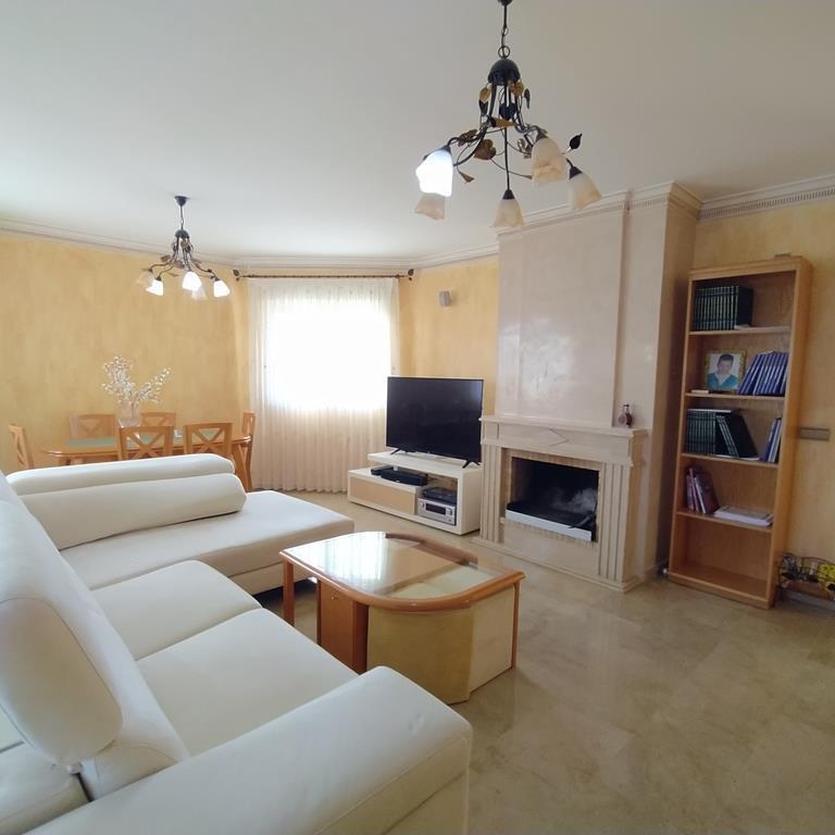 Garden in villa for sale in Orihuela
