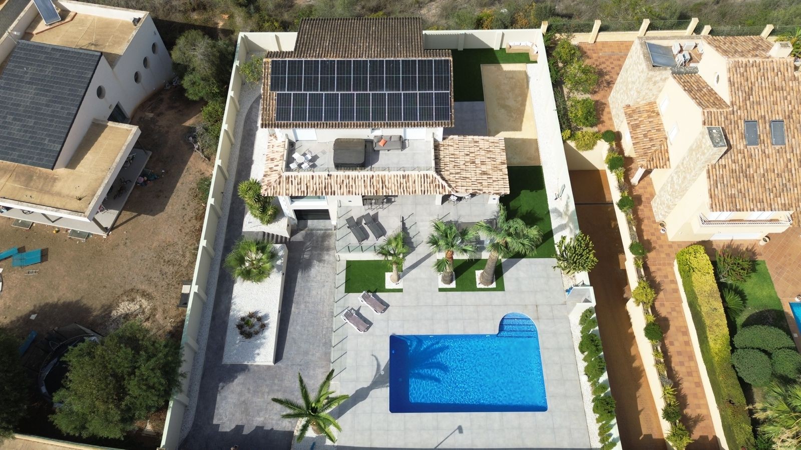Terrace in villa for sale in Alfas del Pi