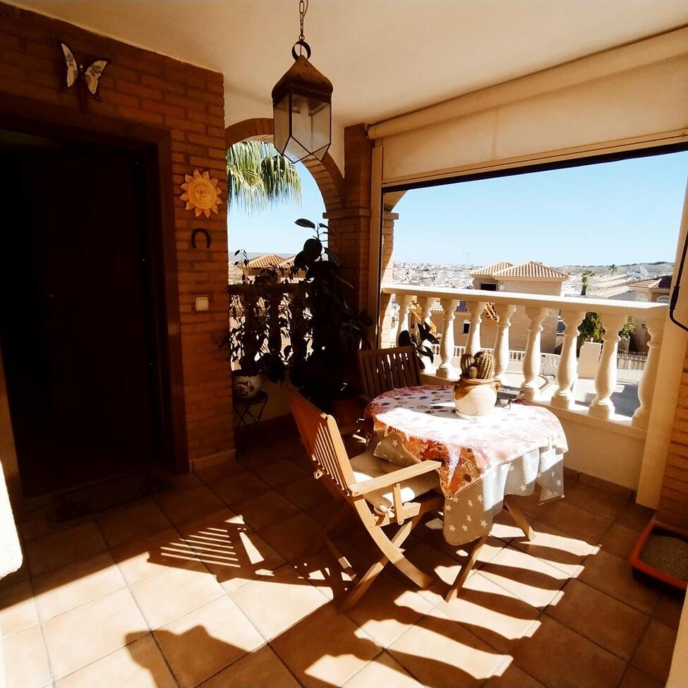 Dining area in villa for sale in Ciudad Quesada