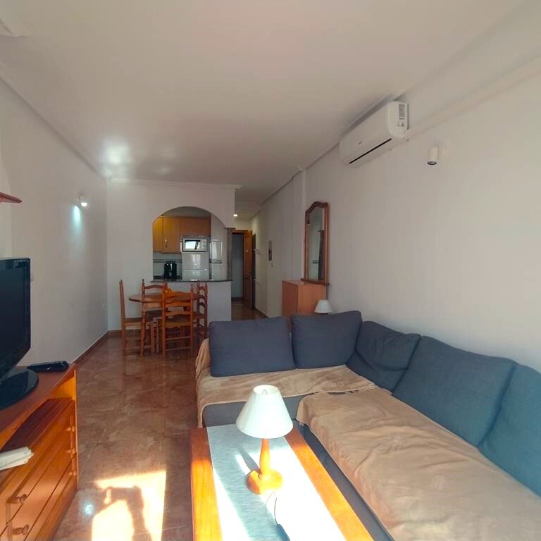 Master bedroom in apartment for sale in Torrevieja