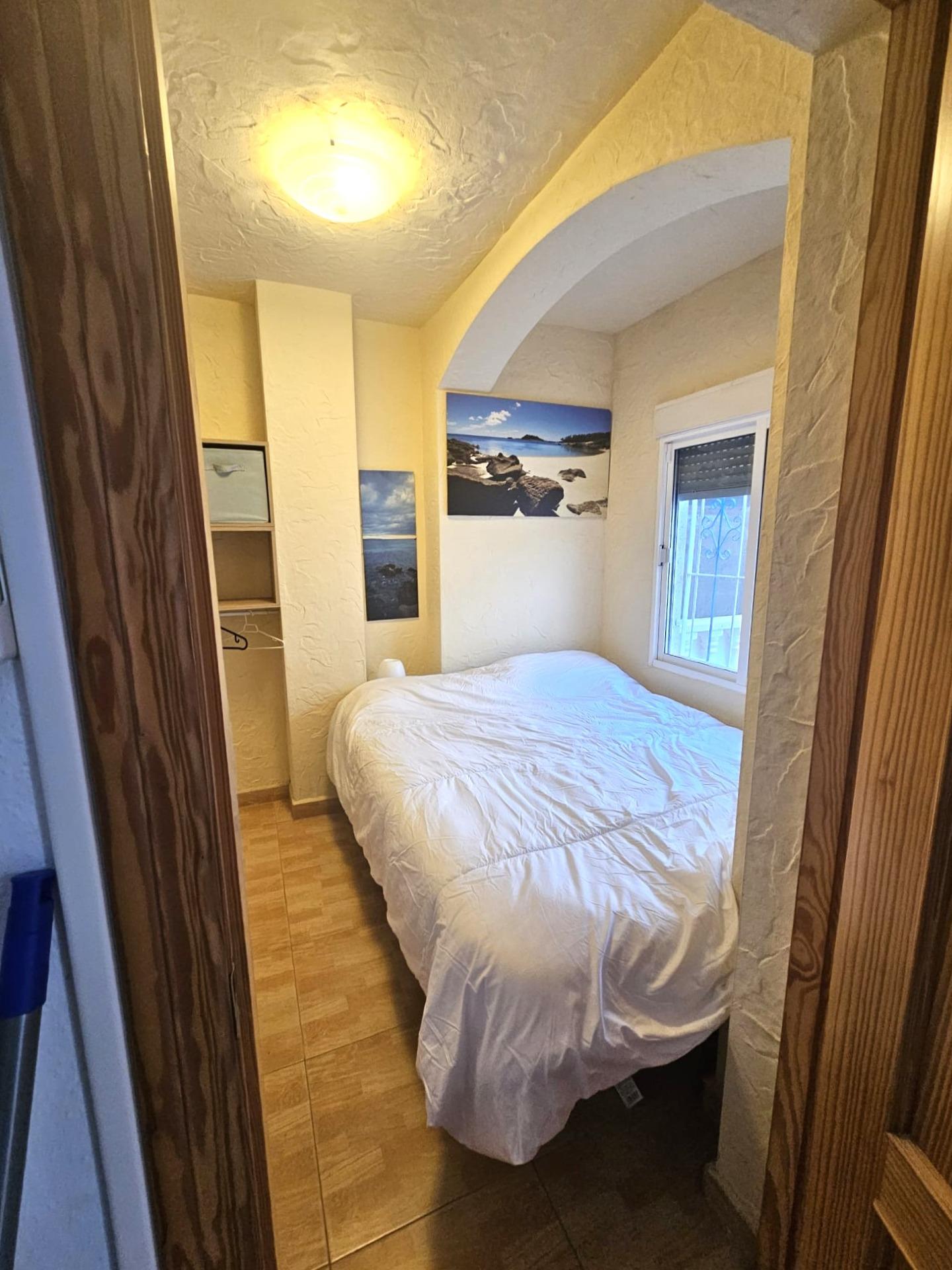 Master bedroom in bungalow for sale in Torrevieja