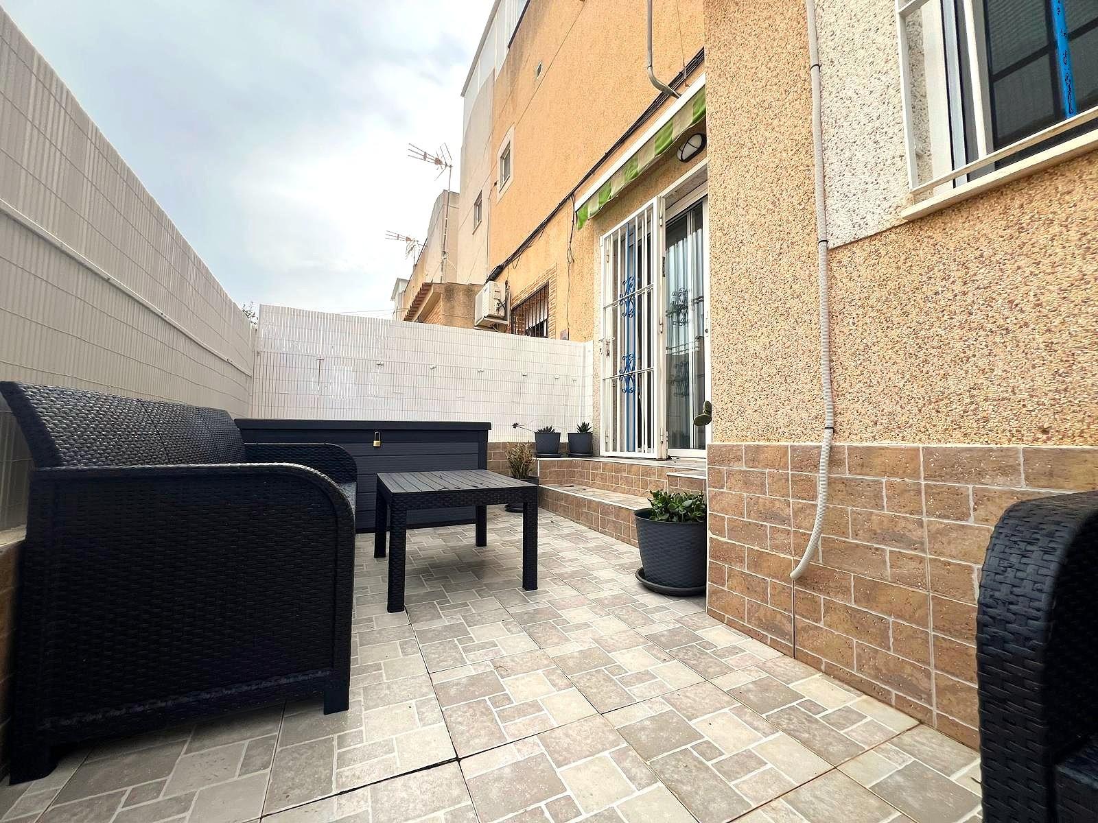 Terrace in bungalow for sale in Torrevieja