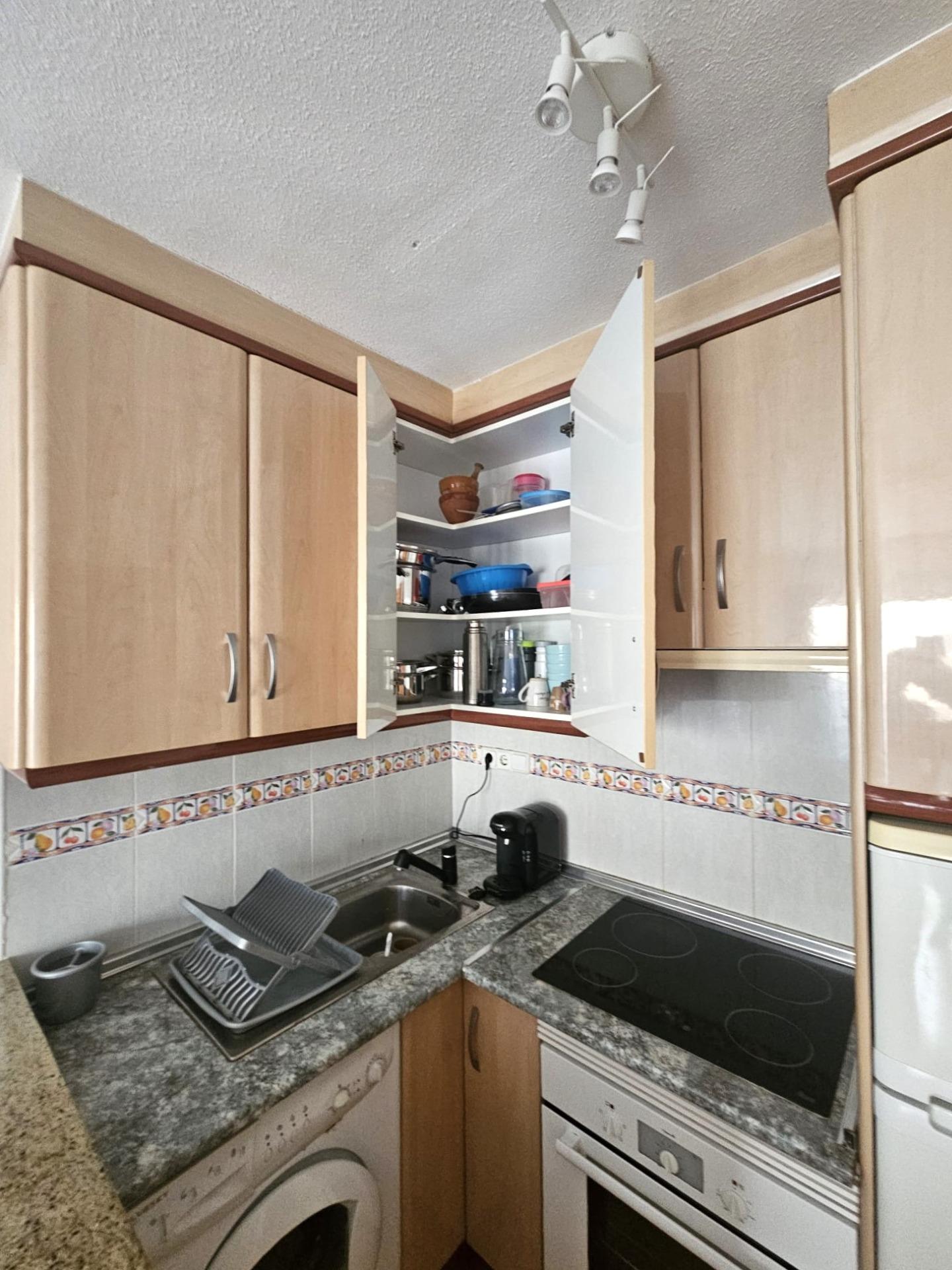 Bedroom in bungalow for sale in Torrevieja