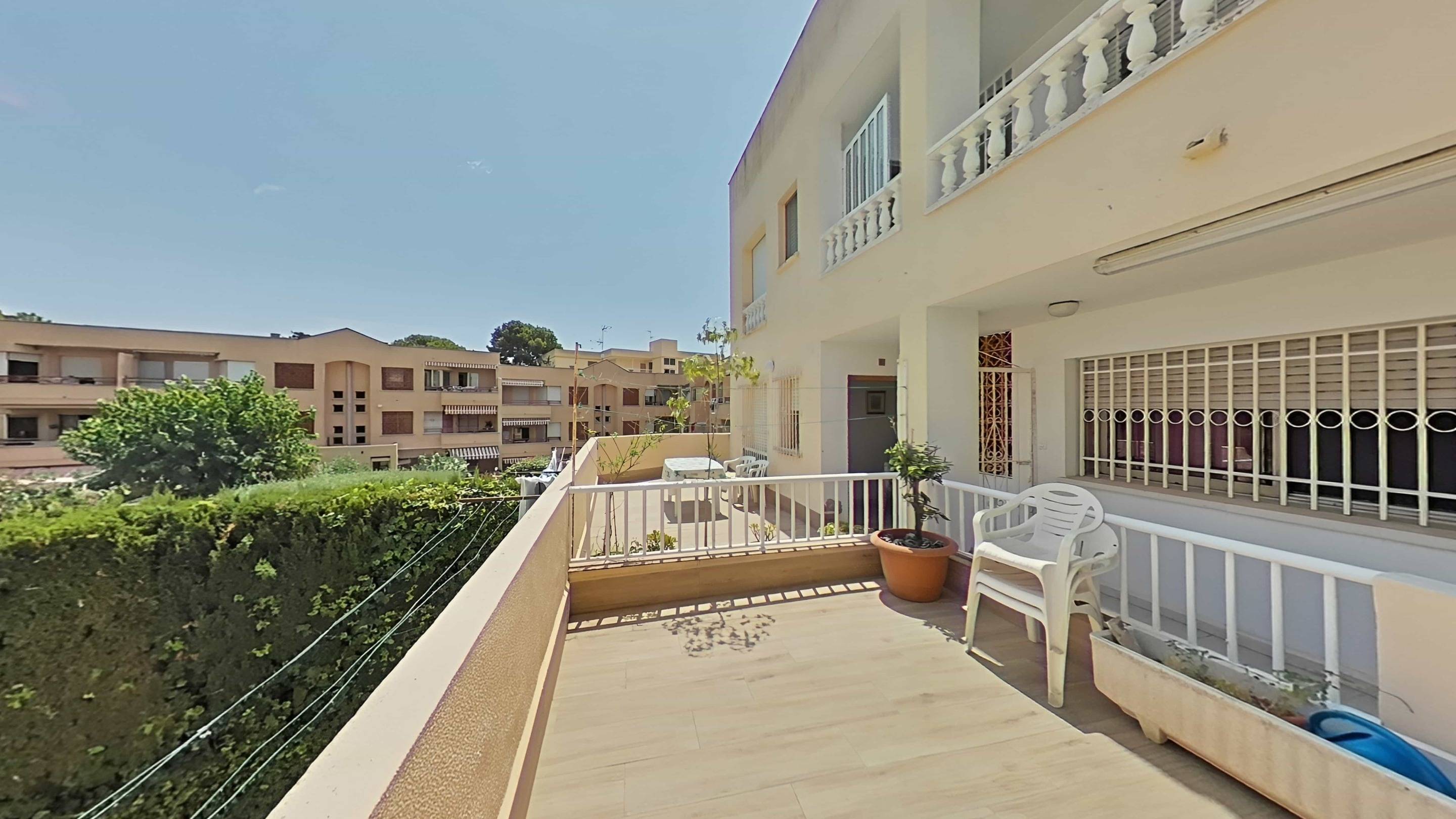 Garden in apartment for sale in Lo Pagan