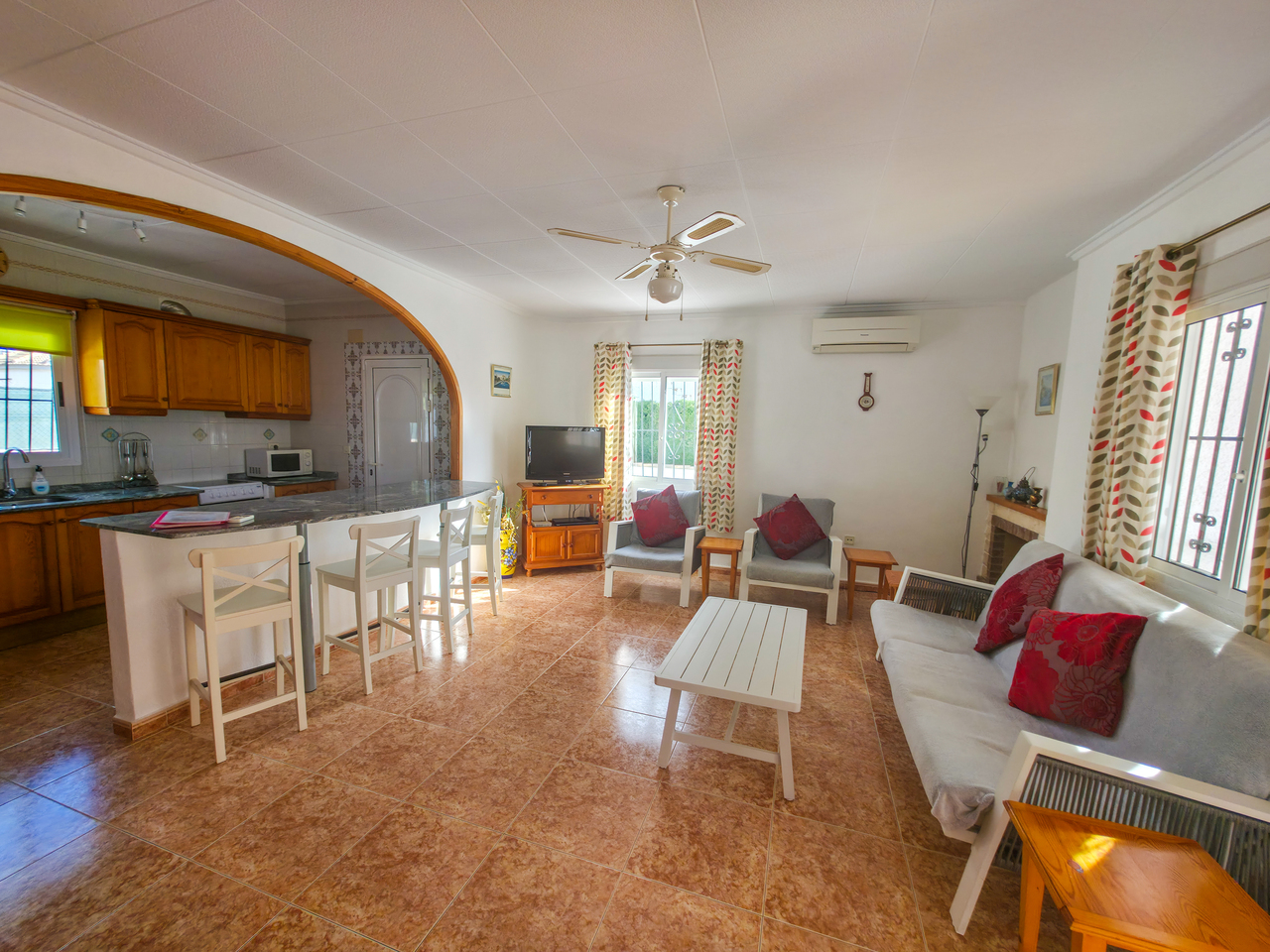 Garden in villa for sale in Torrevieja