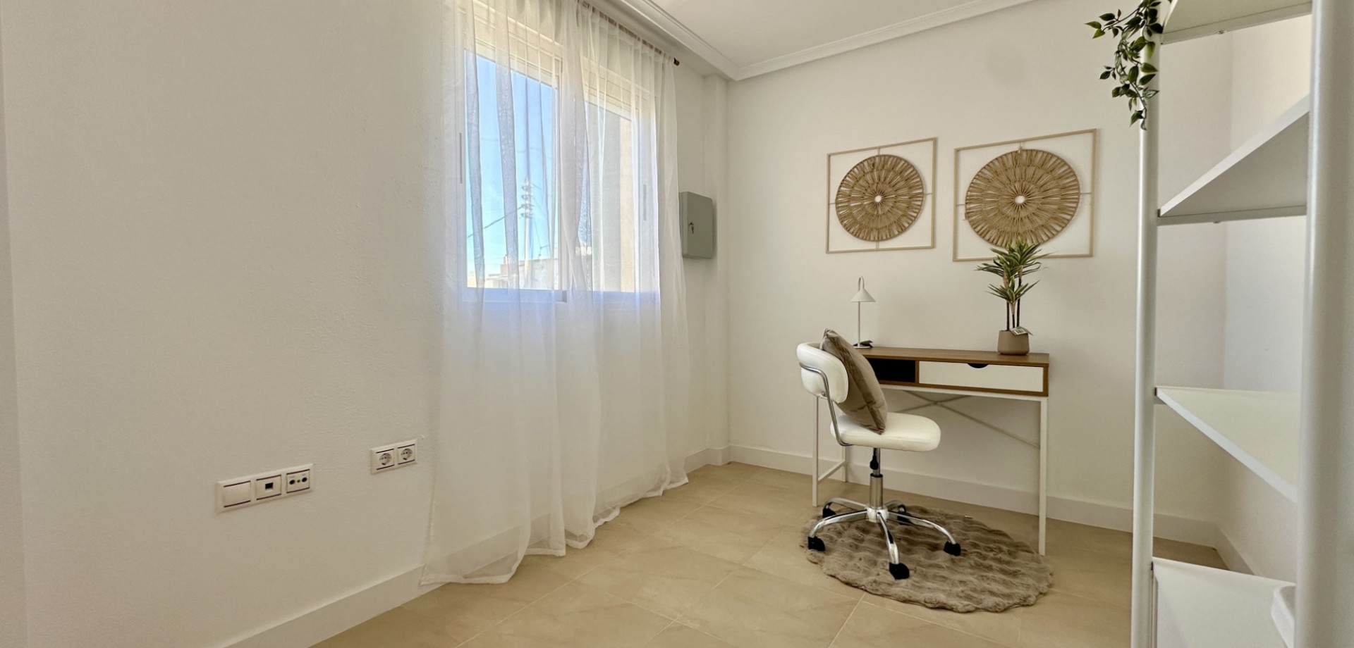 Dining area in apartment for sale in Torrevieja
