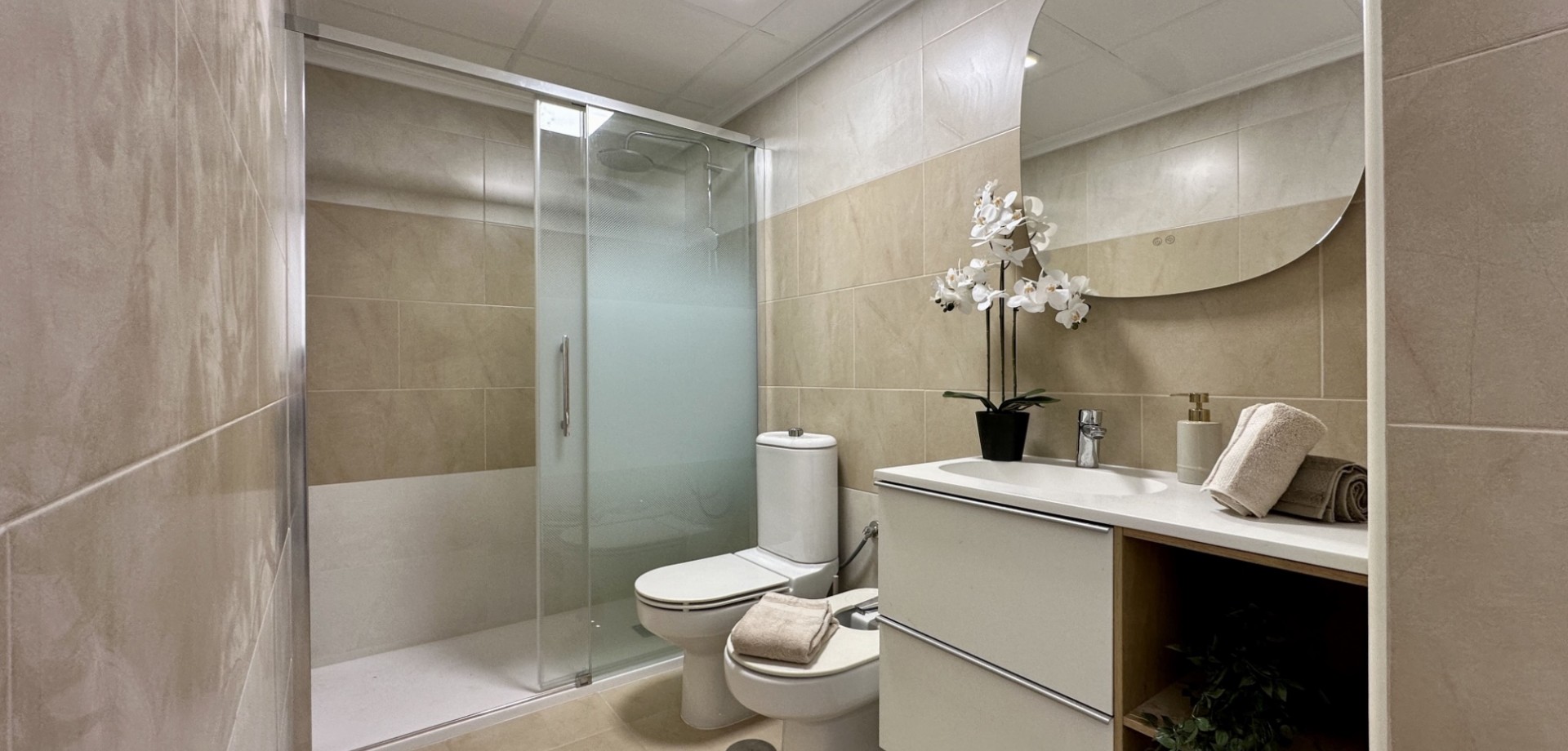 Living room in apartment for sale in Torrevieja