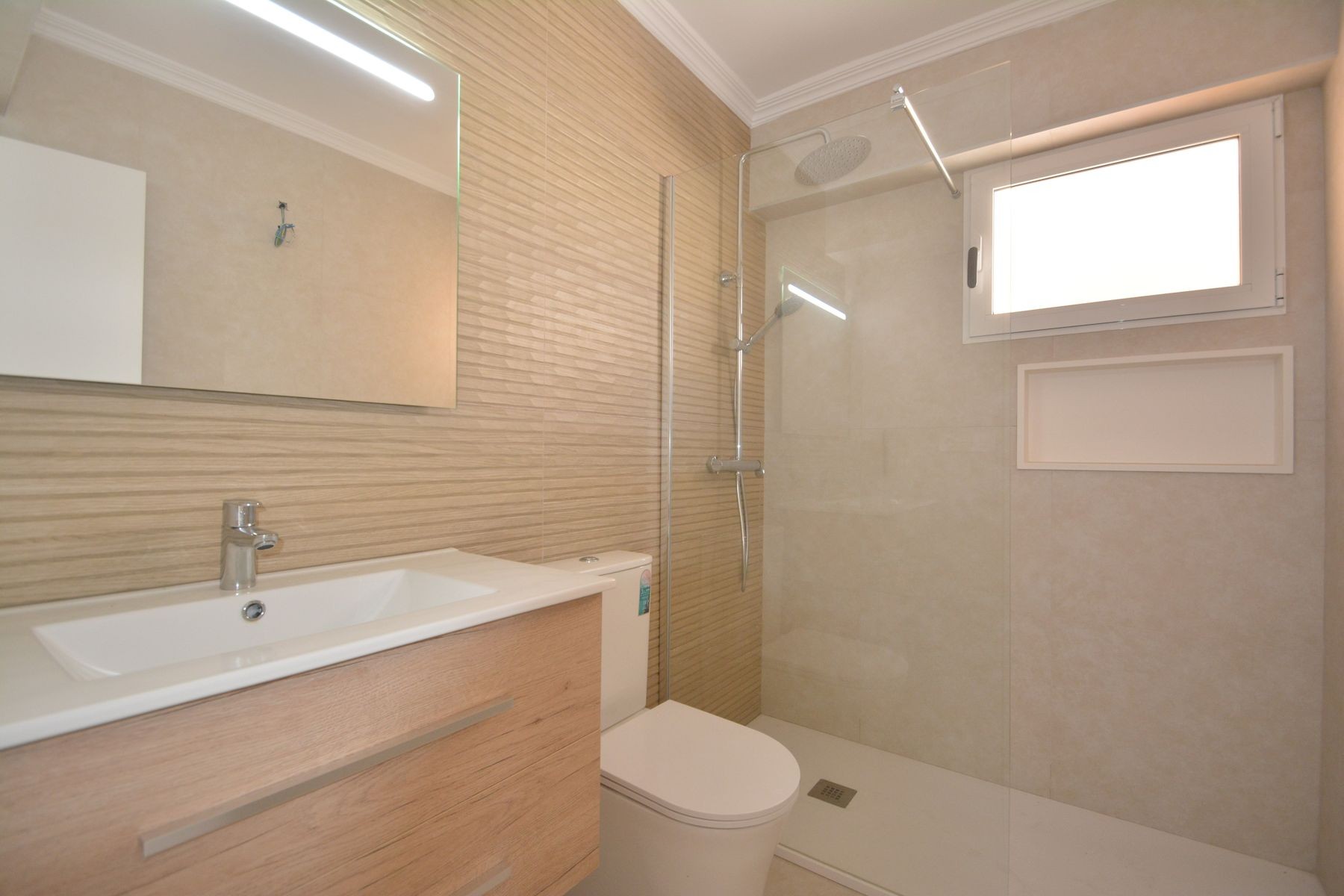 Terrace in apartment for sale in Torrevieja
