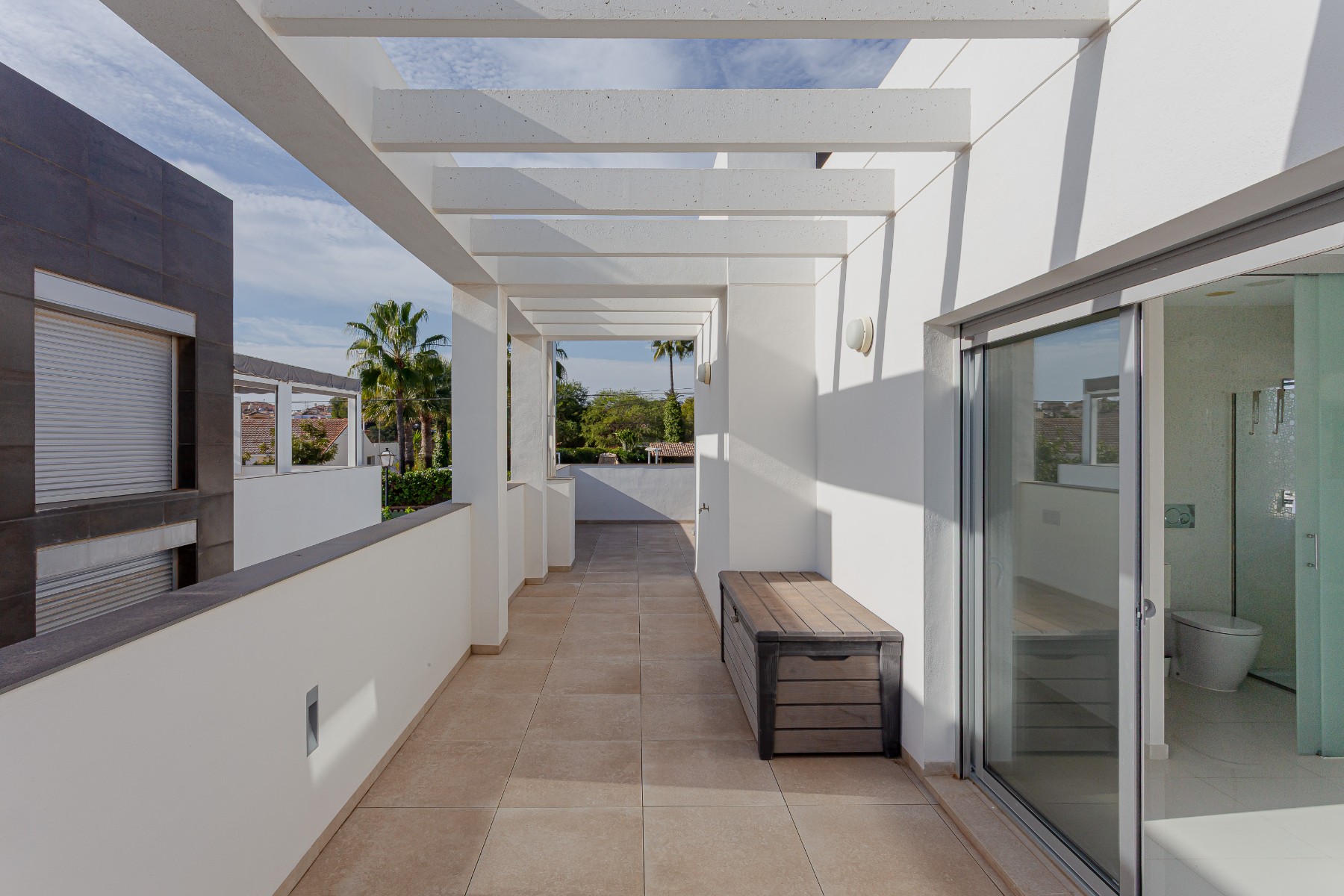 Bedroom in villa for sale in Orihuela Costa