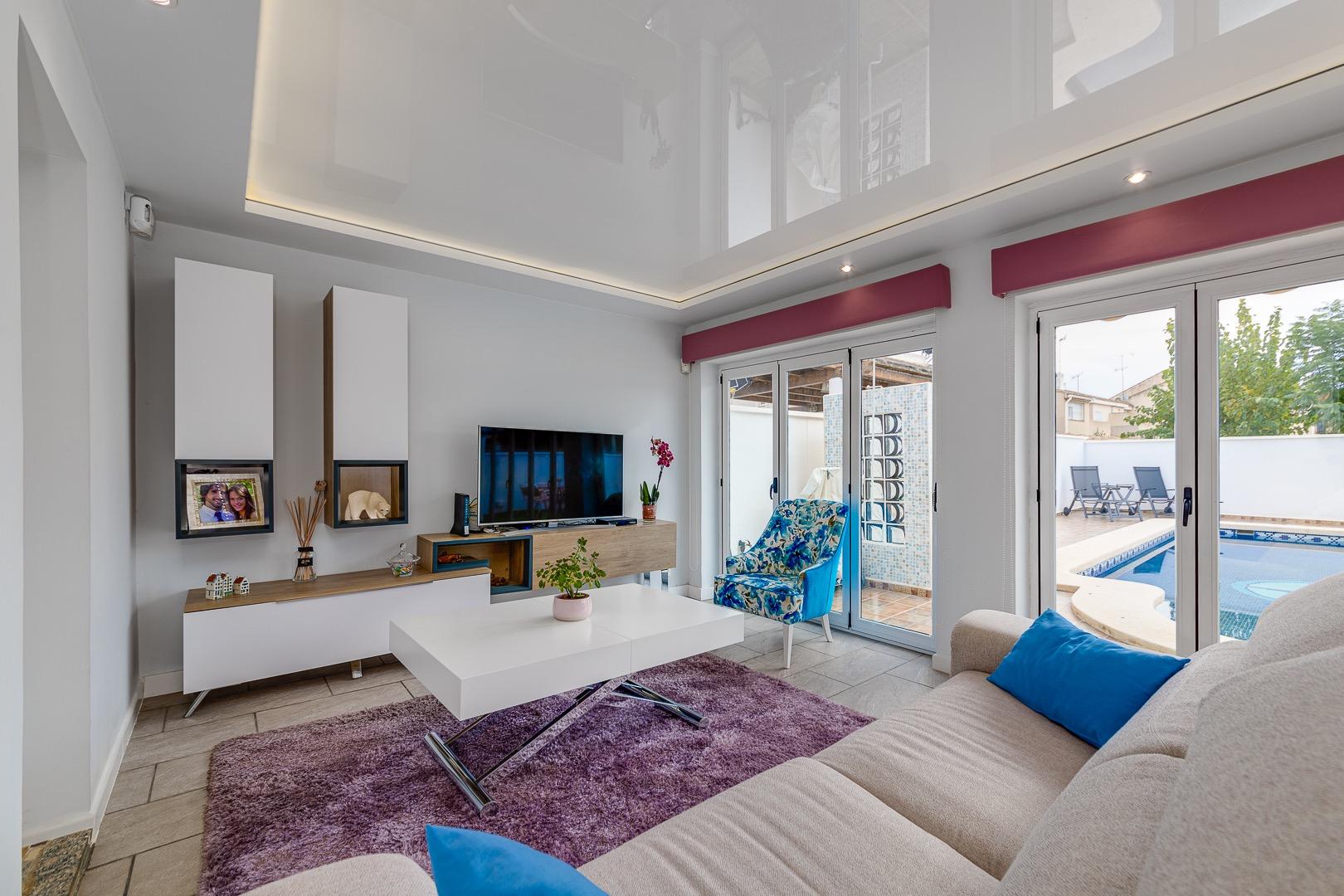 Dining area in villa for sale in San Javier