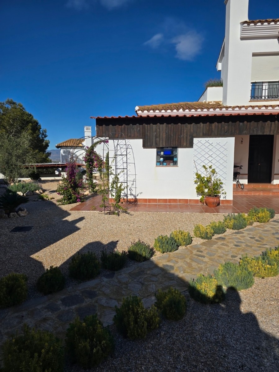 Living room in villa for sale in Fuente Alamo