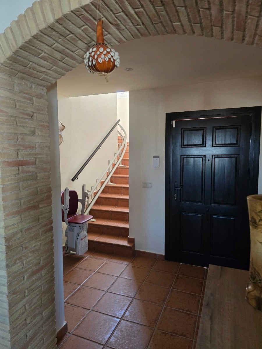 Dining area in villa for sale in Fuente Alamo