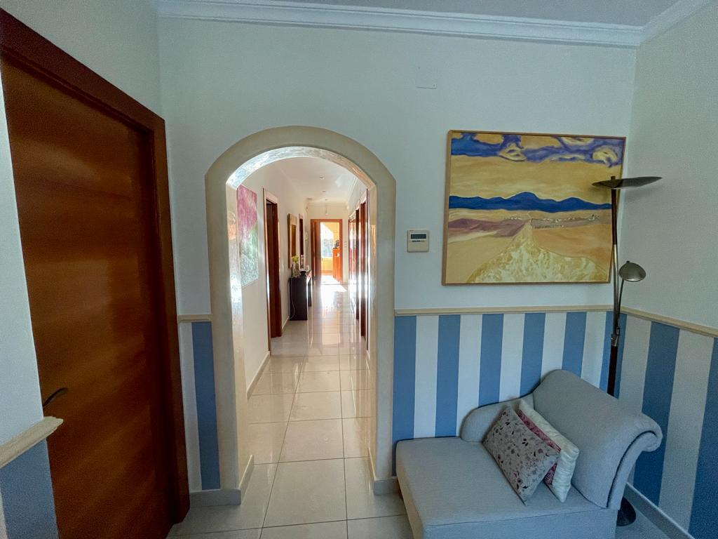 Living room in villa for sale in Albatera